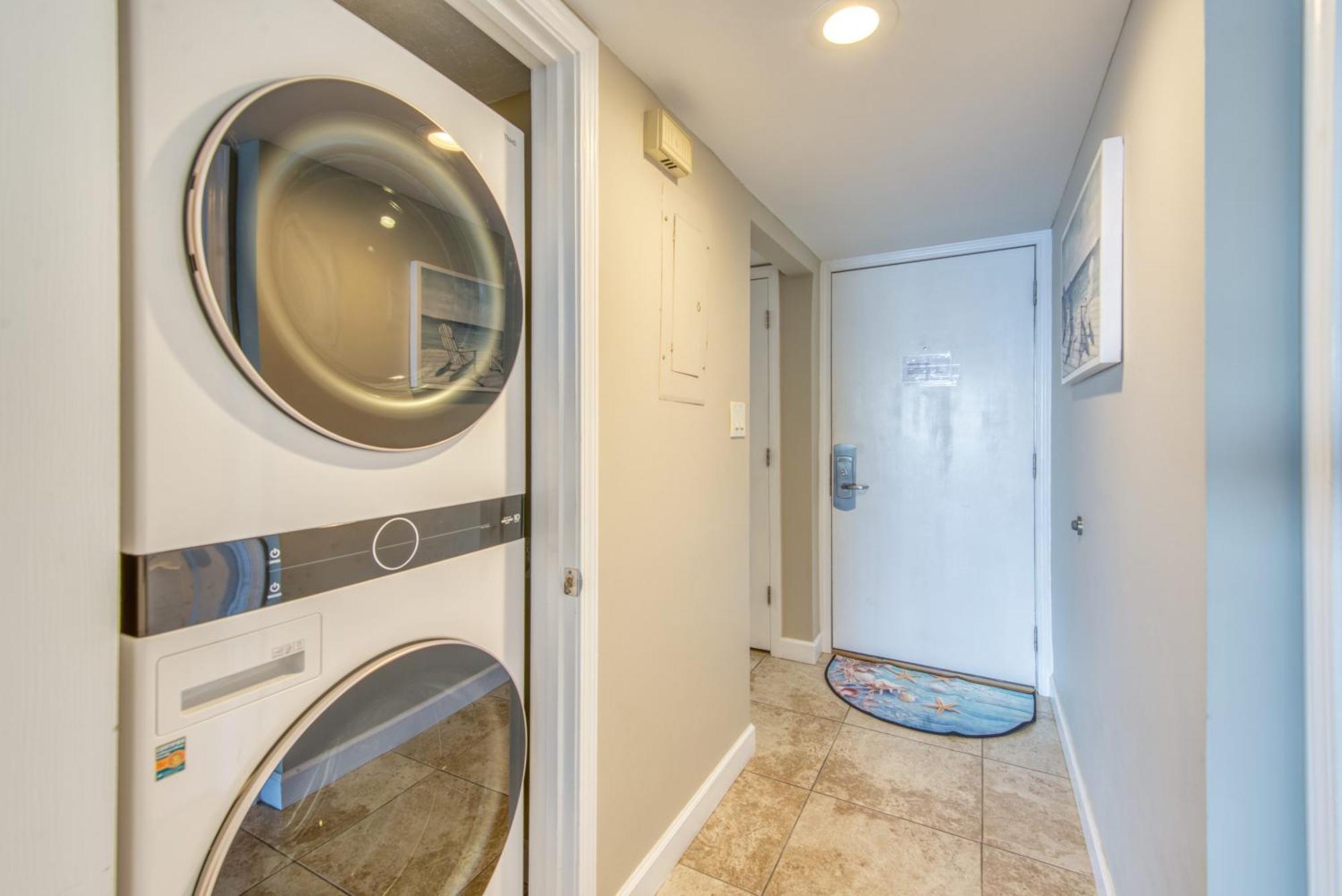 House B404 - Beachfront With Pool, Wifi, & Service * Destin