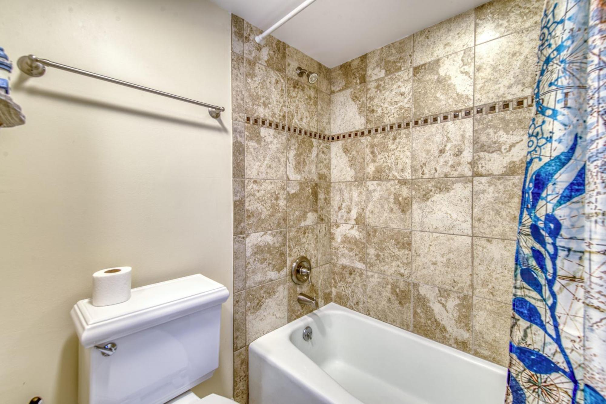House B404 - Beachfront With Pool, Wifi, & Service * Destin
