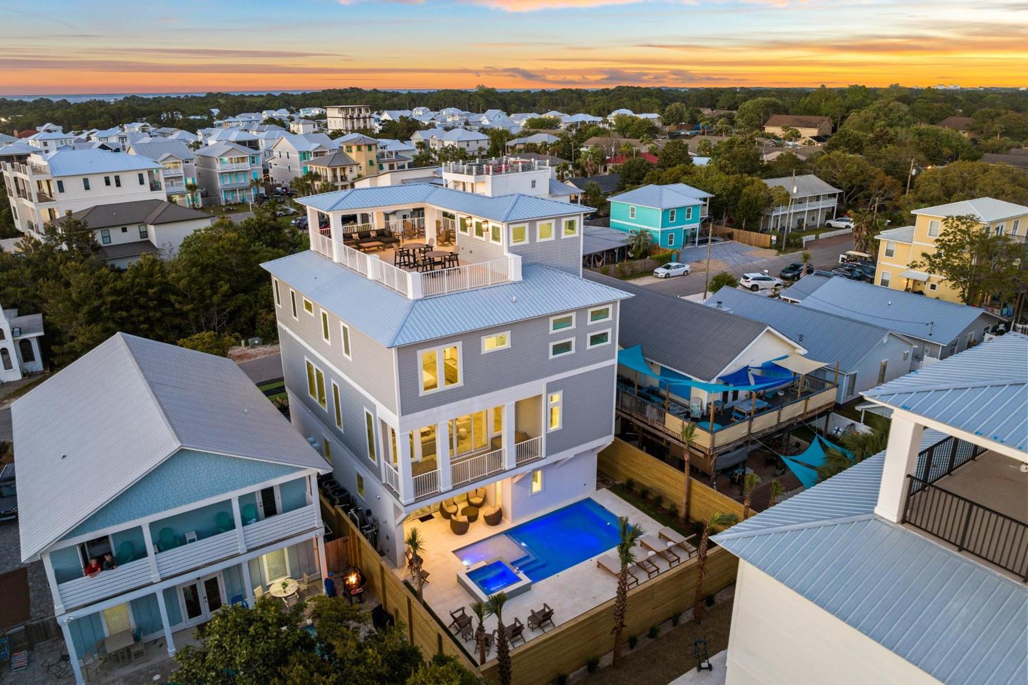 Emerald Sunset By Avantstay 9bdr Poolgame Roomrooftopwalk To Villa Destin