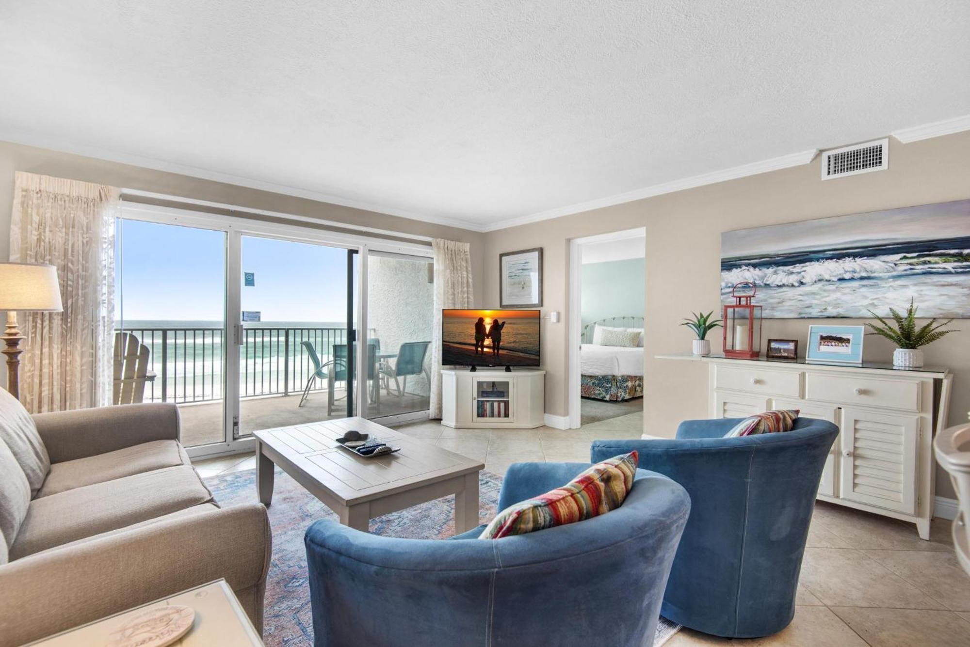 Apartment House 204a