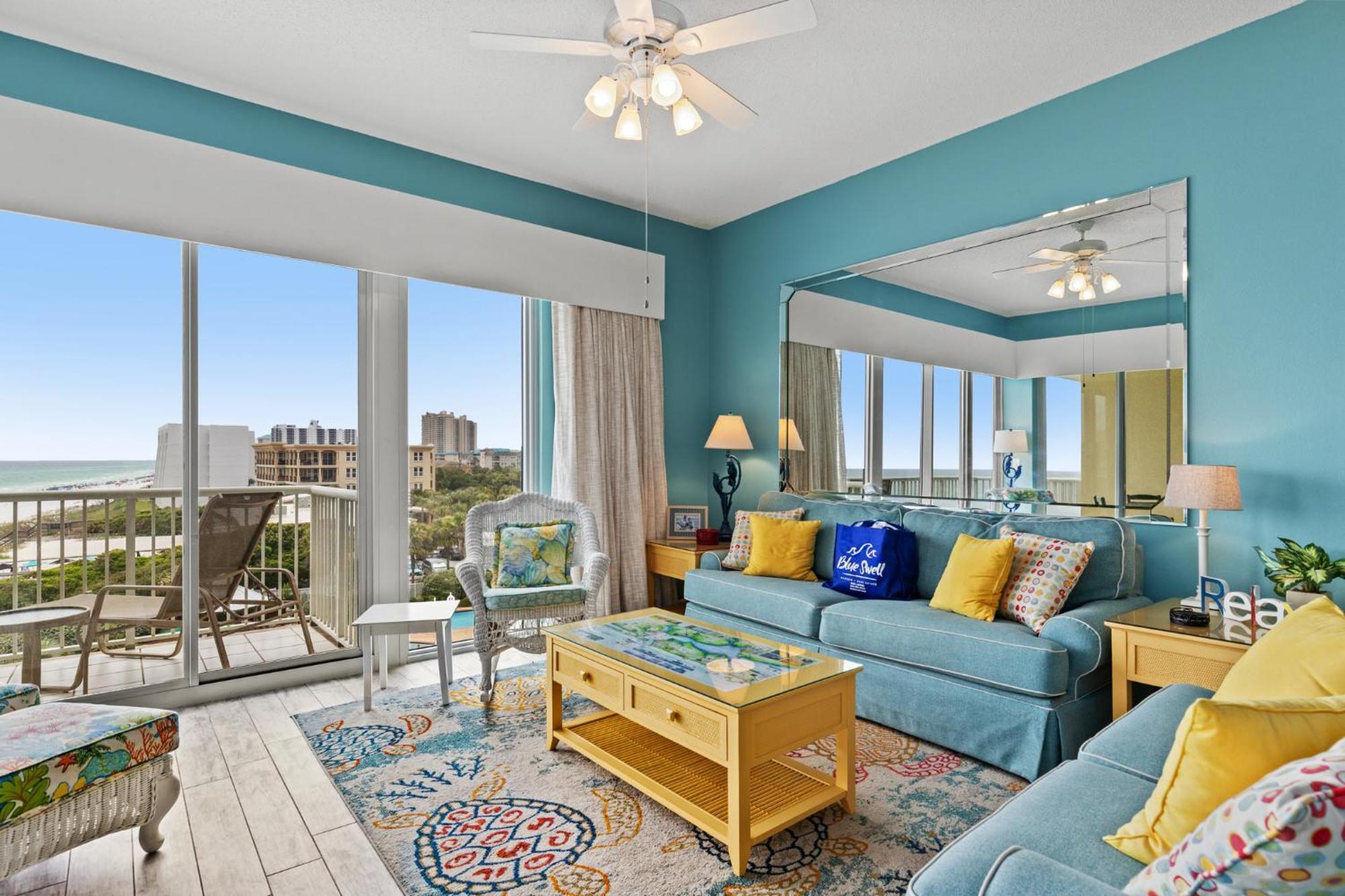 Holiday home Beachfront Luxury 2bd 2ba With Balcony! Sleeps 6!