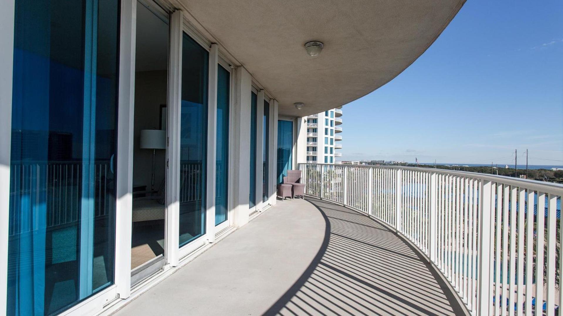 Palms Of 2517 Luxury In The Heart Of Destin!!! Holiday home