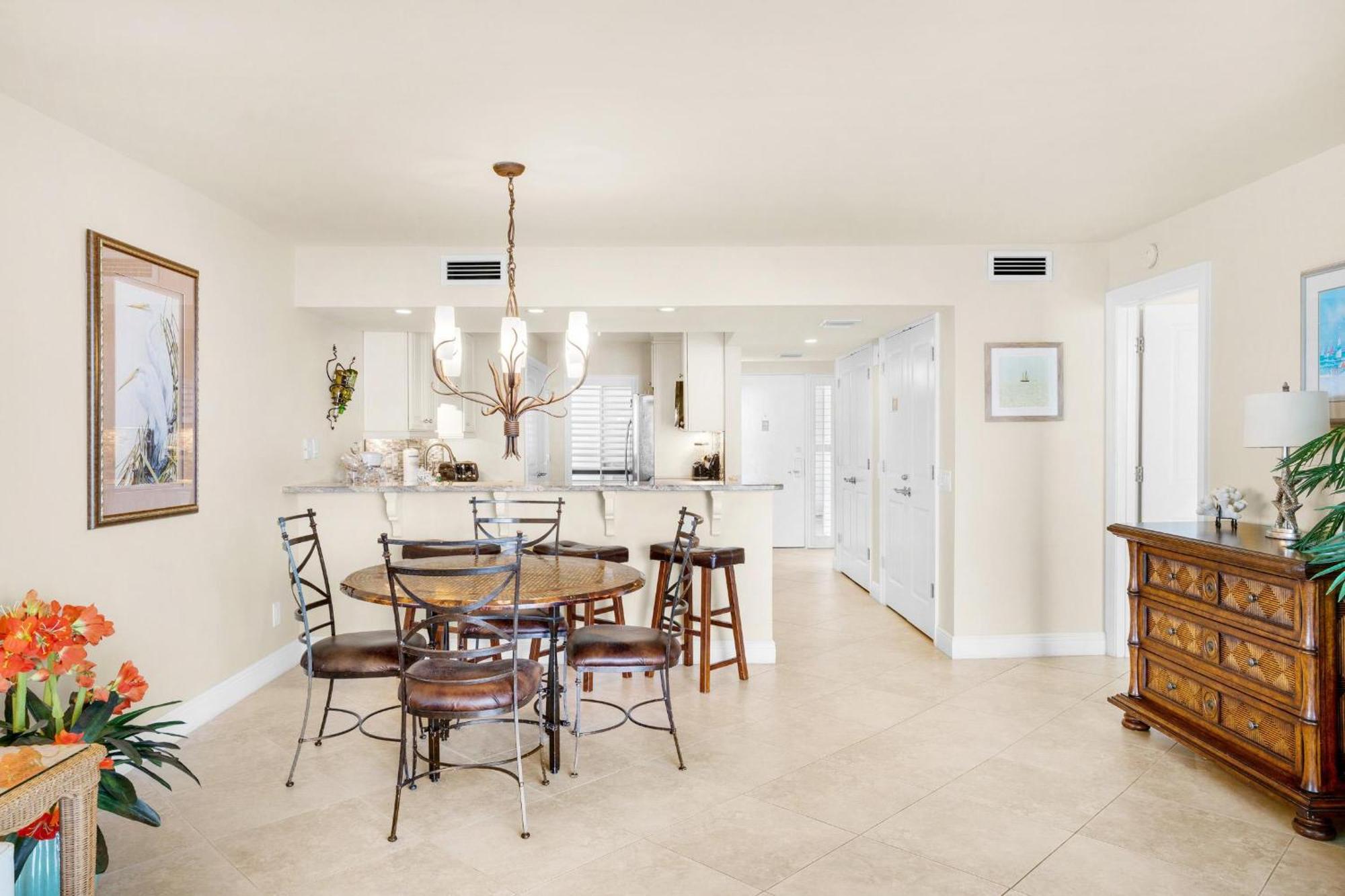 Mainsail 142 Apartment