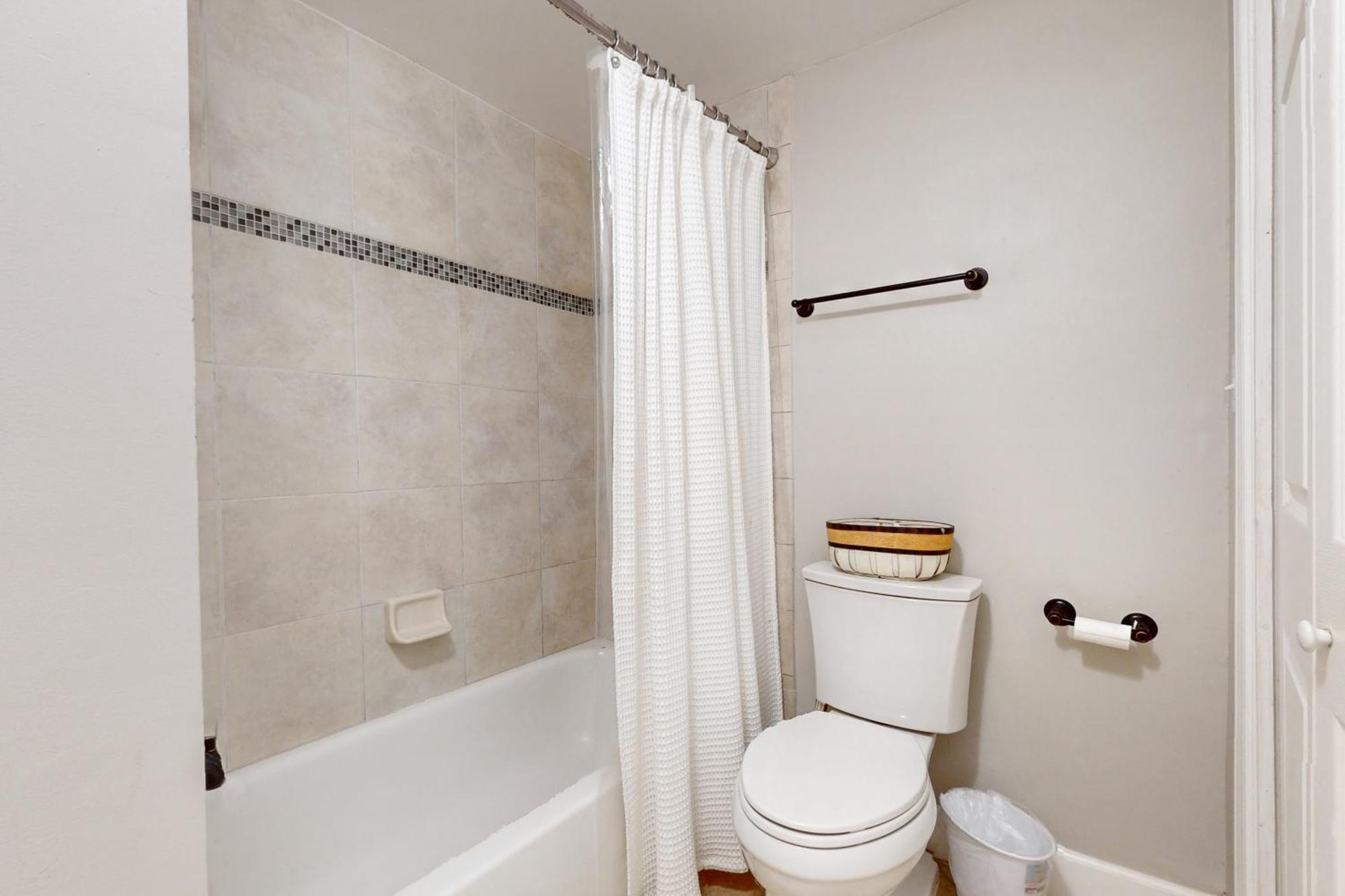 Jade East Towers 720 Destin