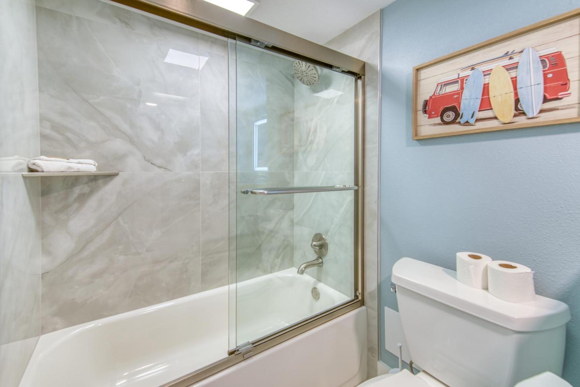 Apartment House C603 - Beachfront With Pool, Wifi, & Service Destin