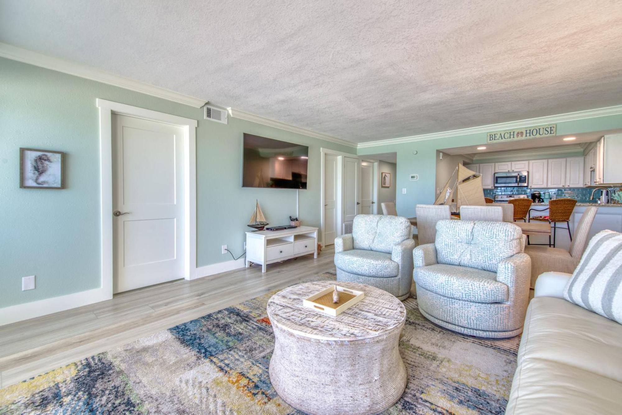 House C603 - Beachfront With Pool, Wifi, & Service * Destin