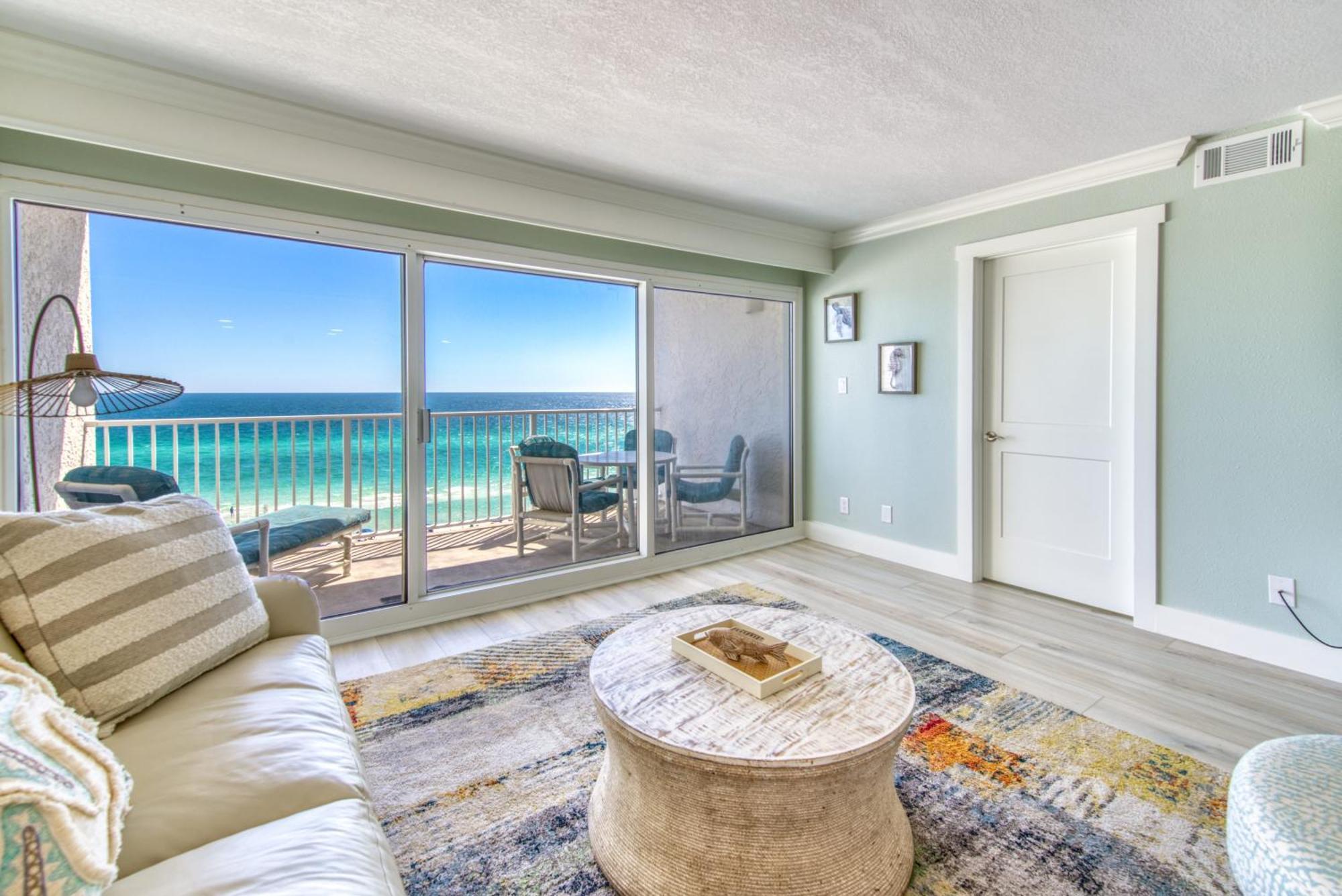 House C603 - Beachfront With Pool, Wifi, & Service