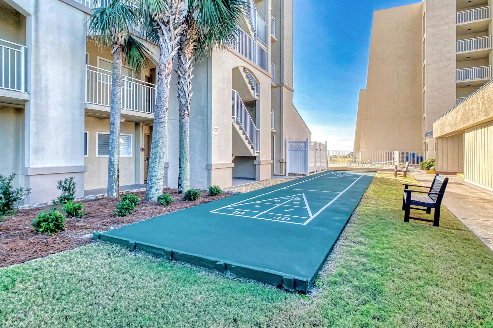 House C603 - Beachfront With Pool, Wifi, & Service