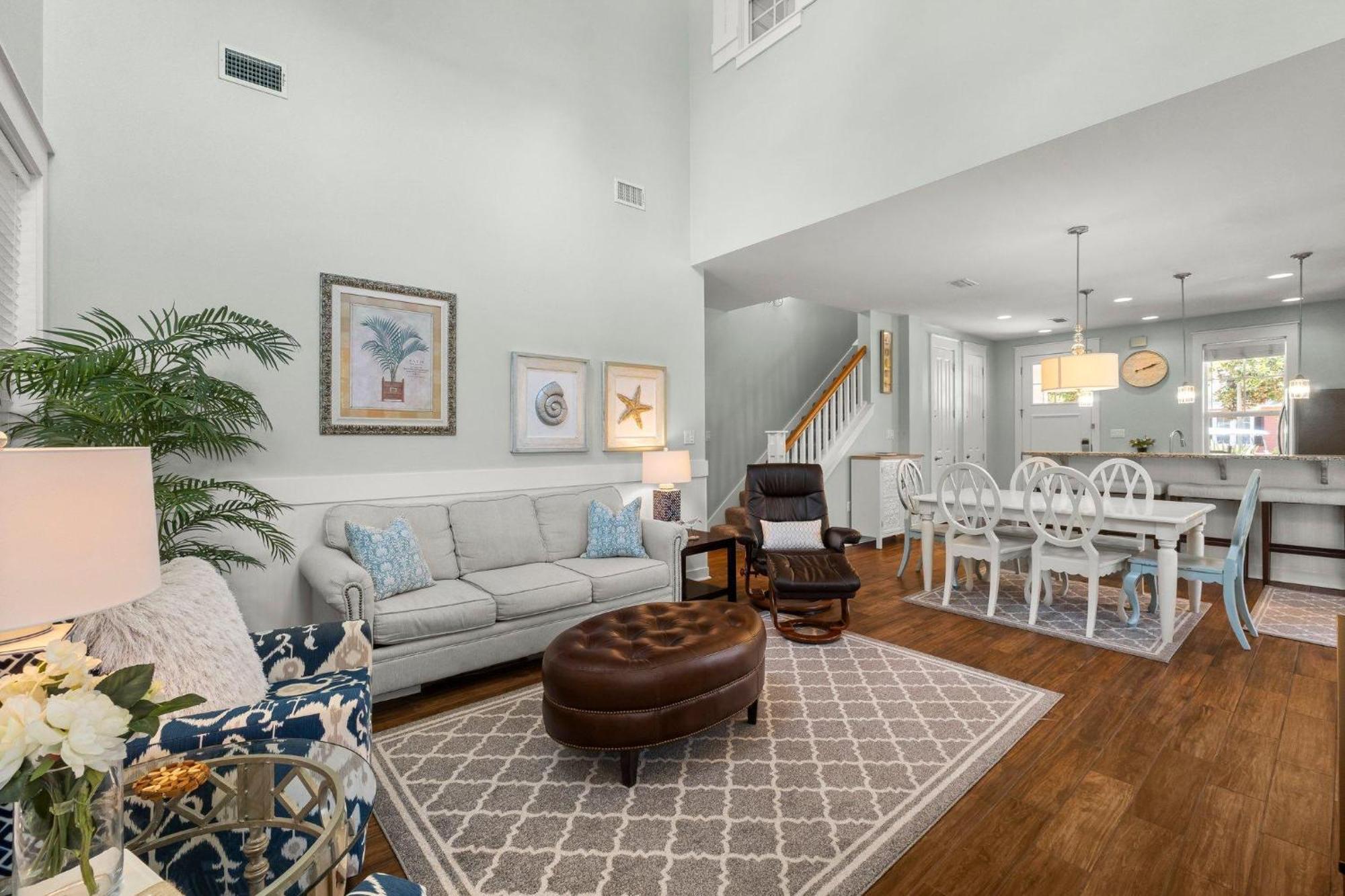 1301 Laurel Grove 
