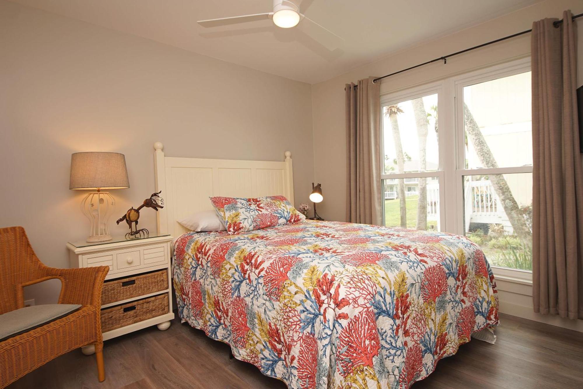 Sandpiper Cove 1071 * Destin
