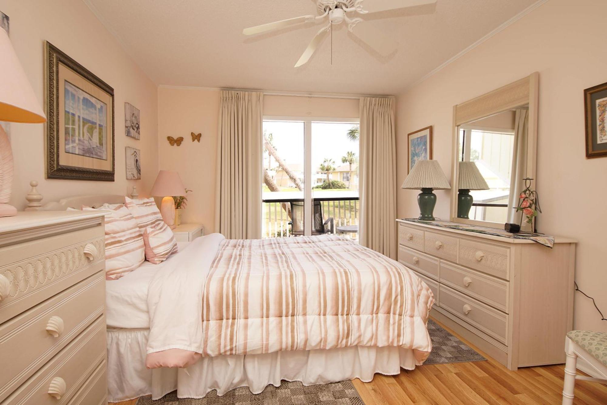 Sandpiper Cove Unit1064 *