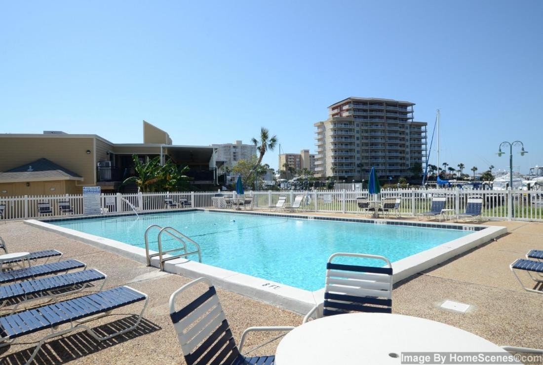 Sandpiper Cove Unit1084 Holiday home Destin