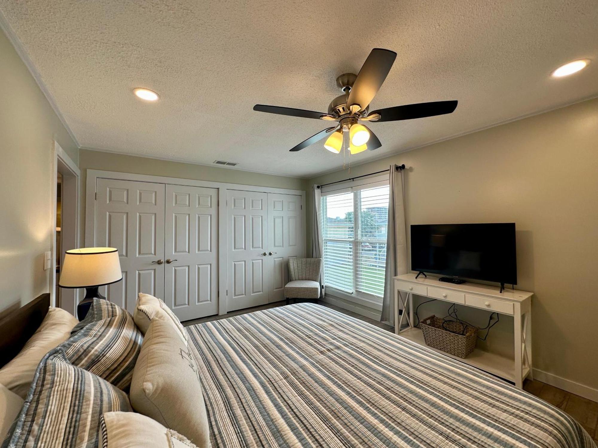 Sandpiper Cove Unit 2089 Destin