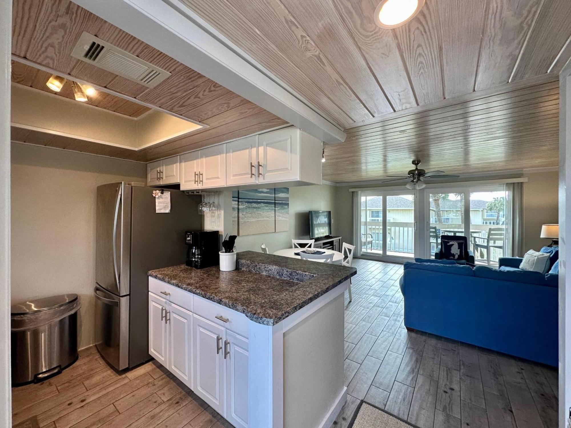 Sandpiper Cove Unit 2089 *