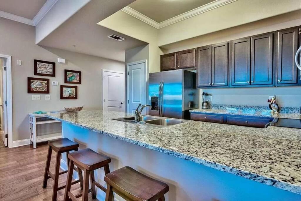 Apartment Cute Luxurious - 2 Minute Walk To The Beach! *