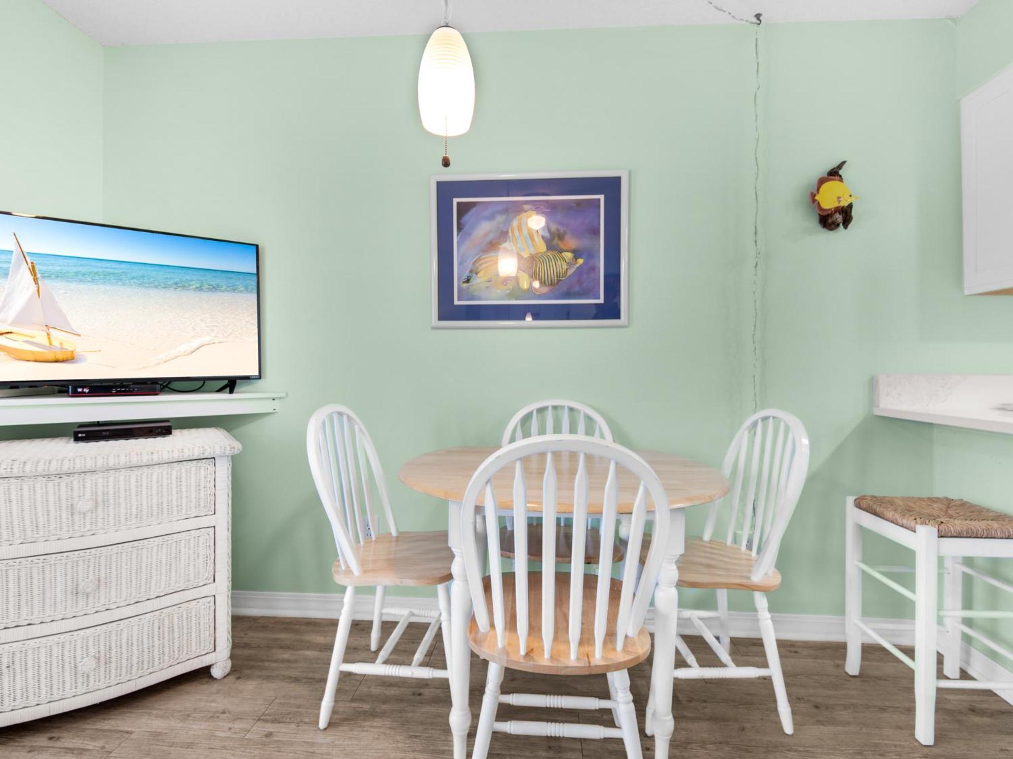 Summer Breeze 211 By Newman-dailey Holiday home