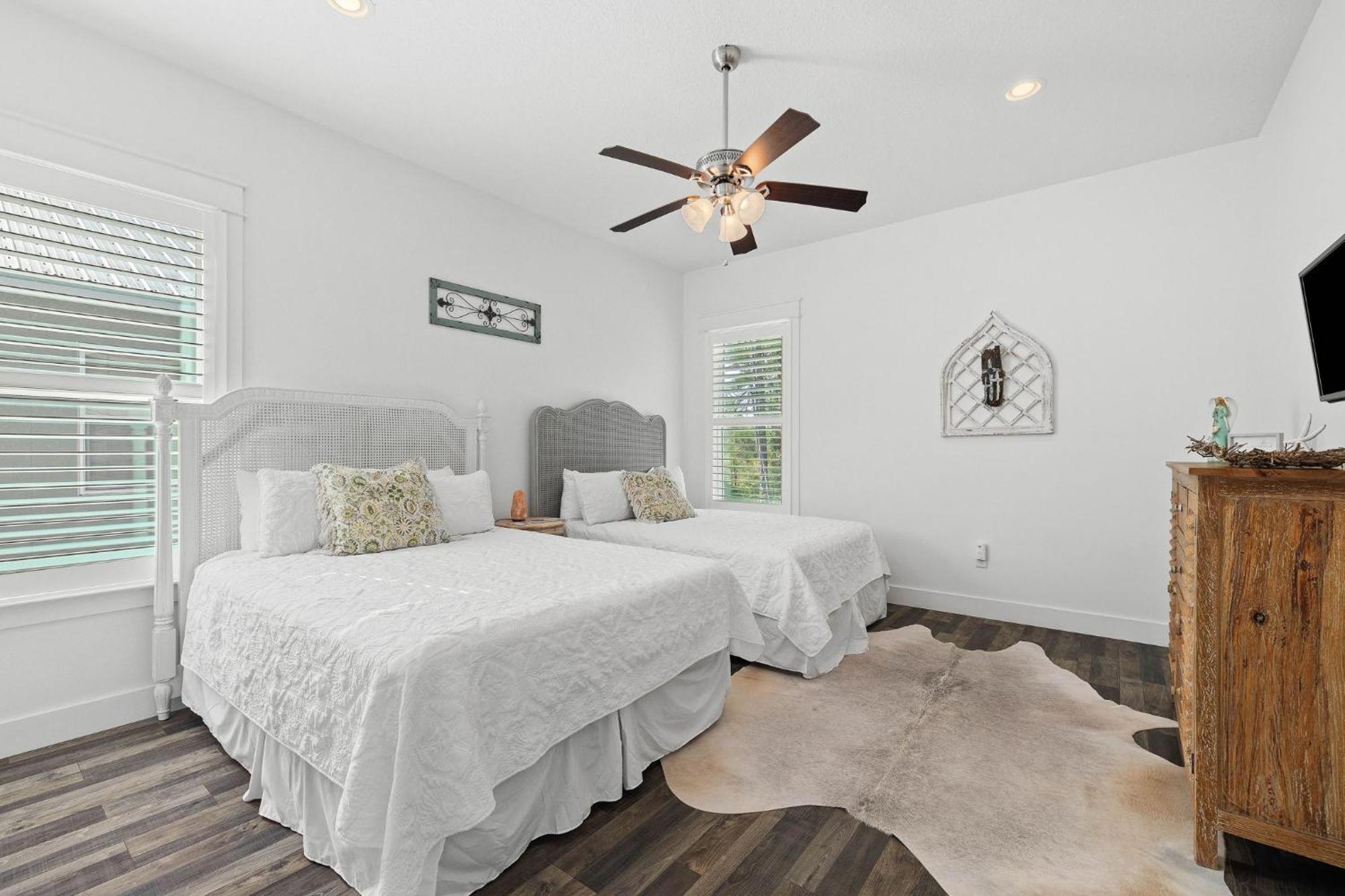 Shore Beats Work With Woodland Setting