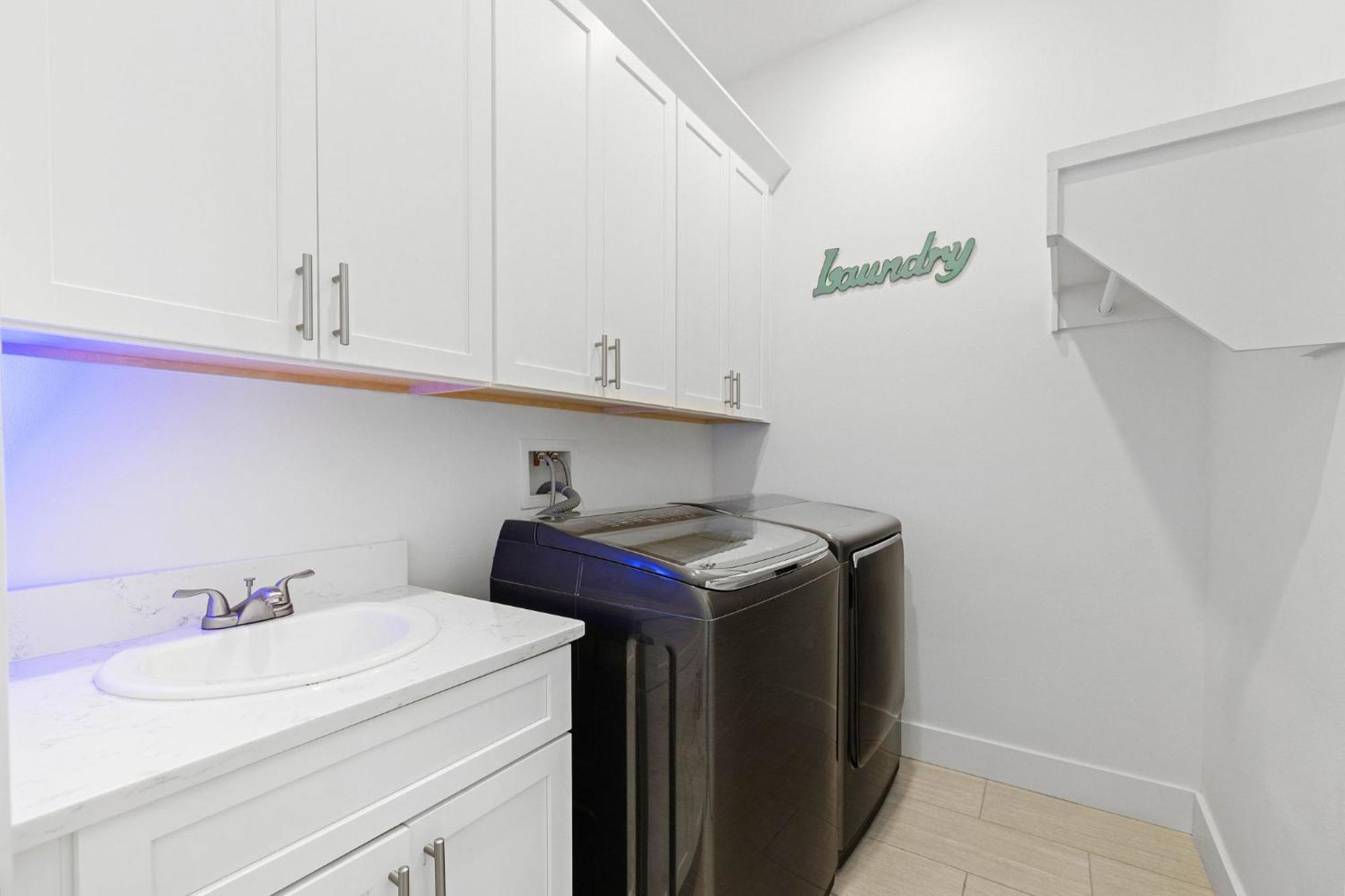 Shore Beats Work With Woodland Setting Holiday home Destin