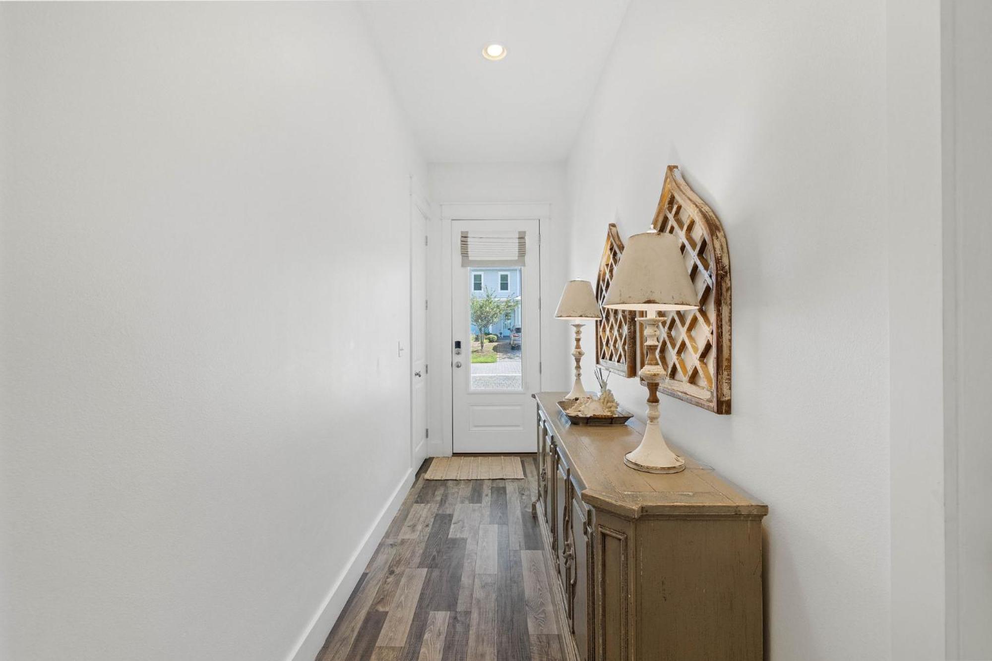 Shore Beats Work With Woodland Setting Holiday home