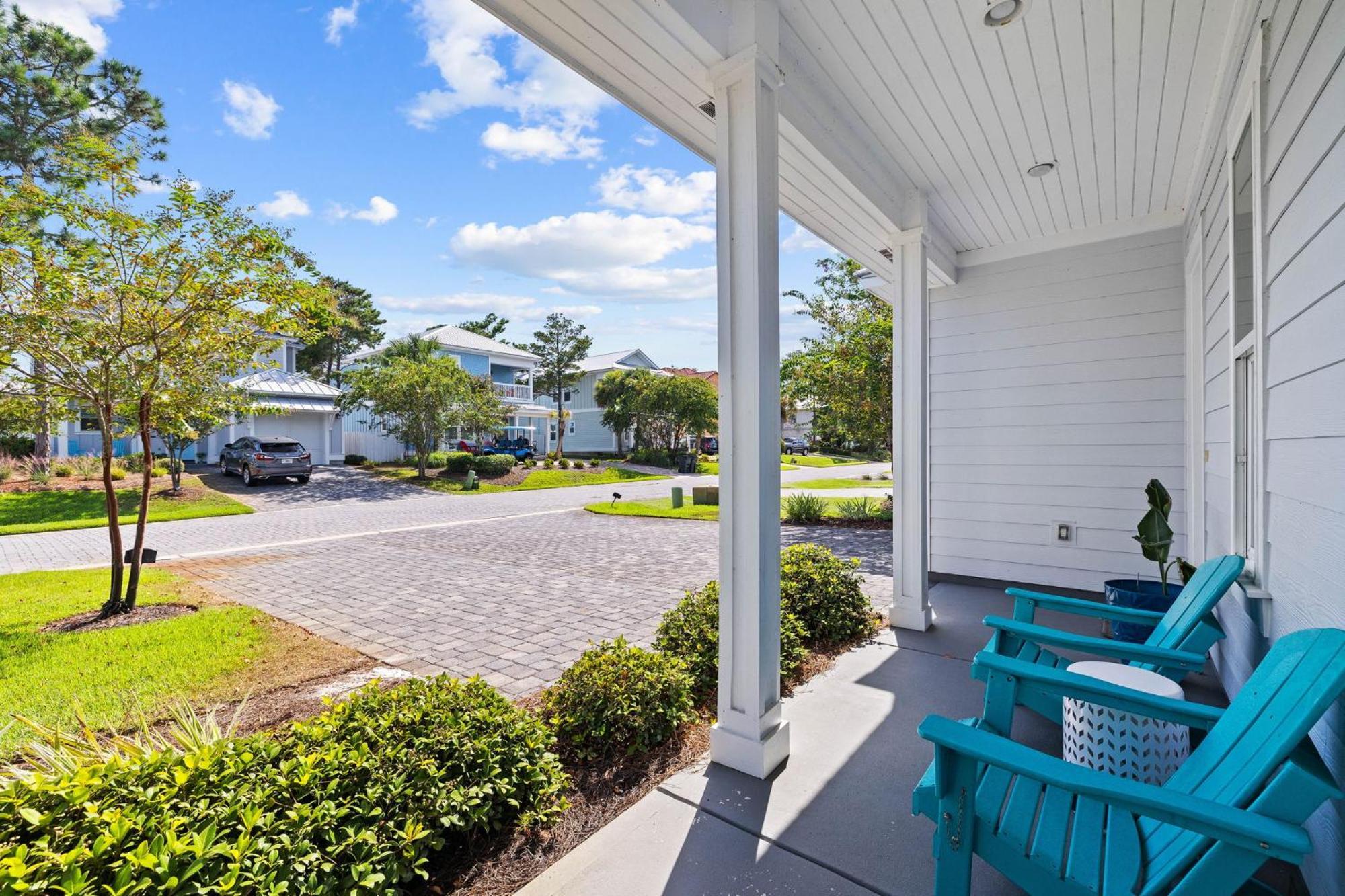 Shore Beats Work With Woodland Setting * Destin