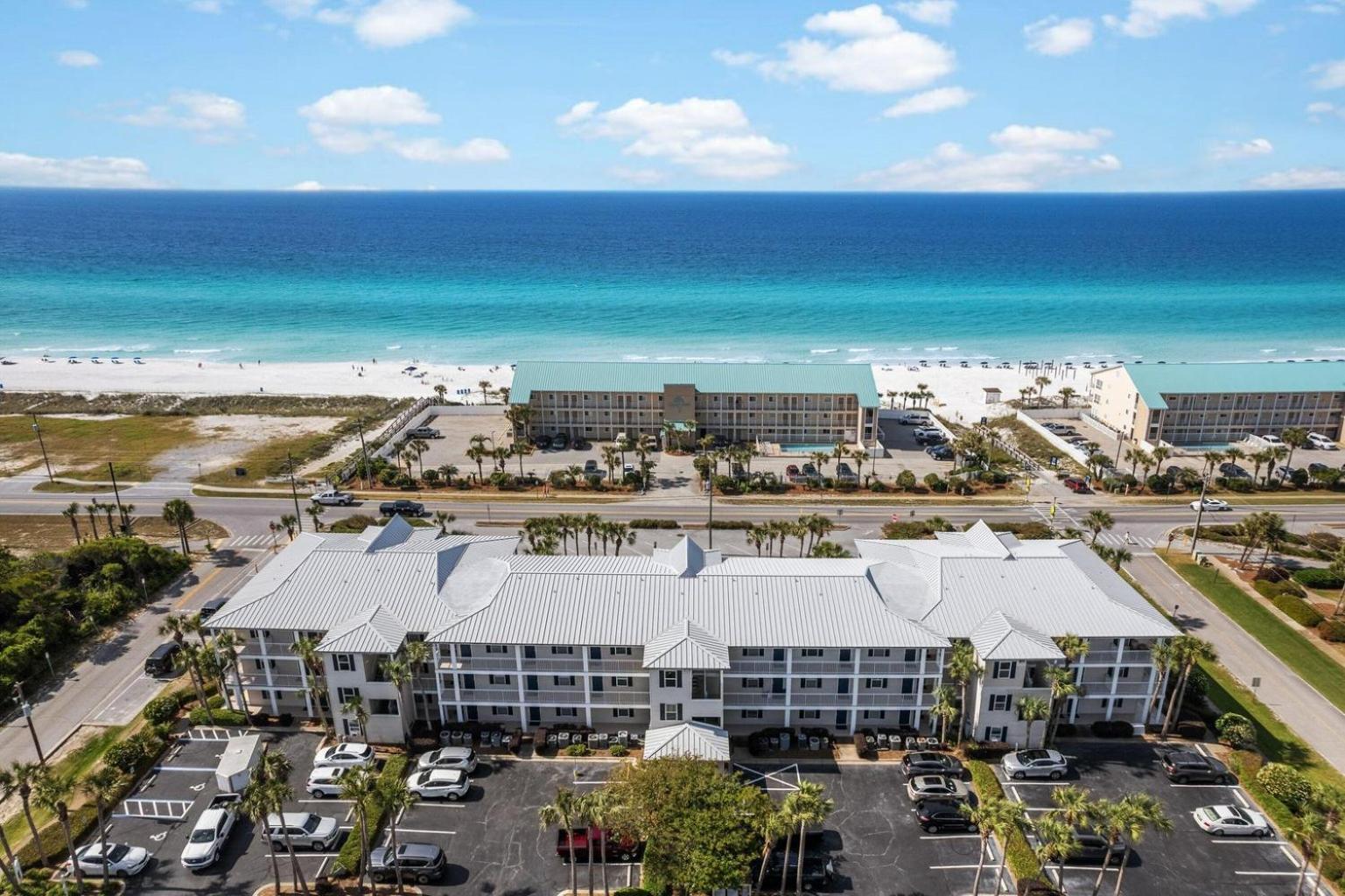 Grand Caribbean East, View, Nearby Access Holiday home Destin