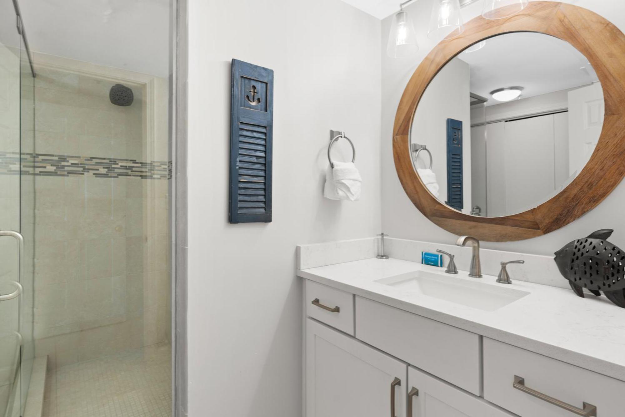 Jade East Towers 0840 By Newman-dailey Apartment