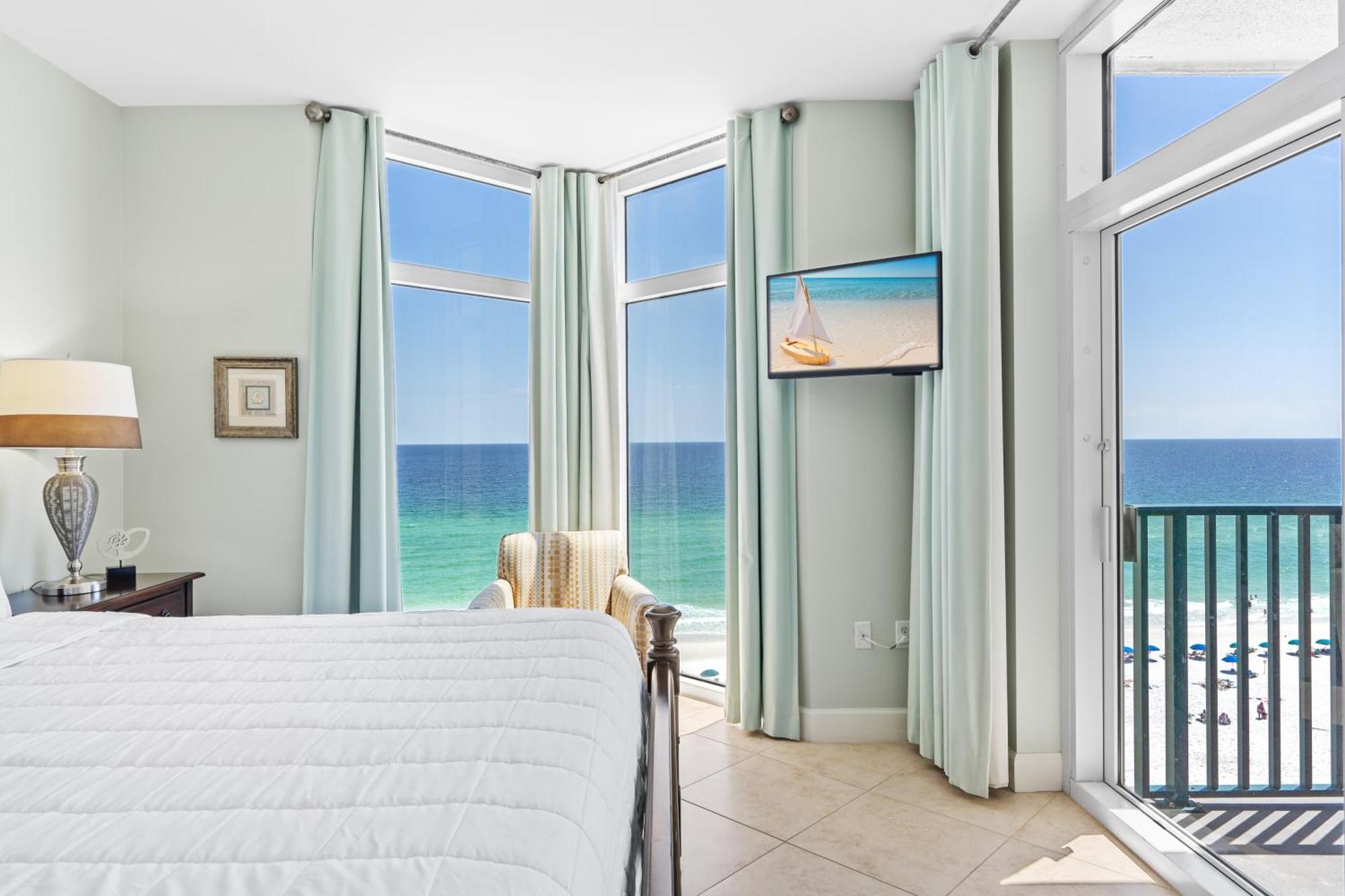 Jade East Towers 0840 By Newman-dailey Apartment *