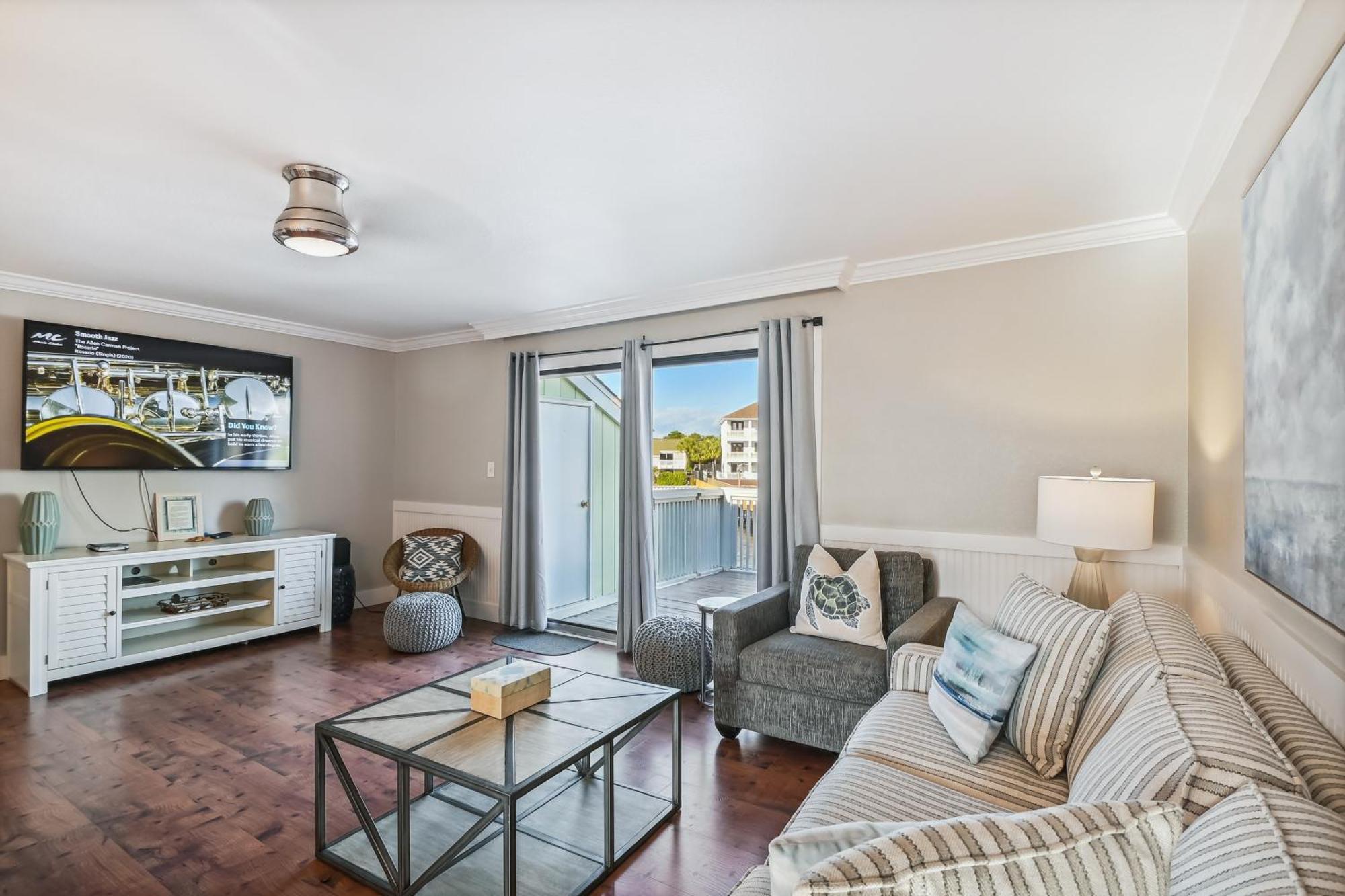 Apartment South Bay By The Gulf 055- By Isle *