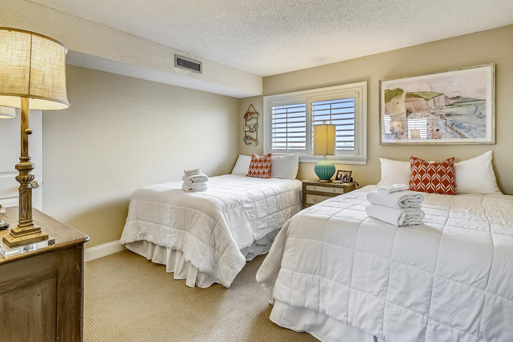 Apartment On The Gulf 603-by Isle