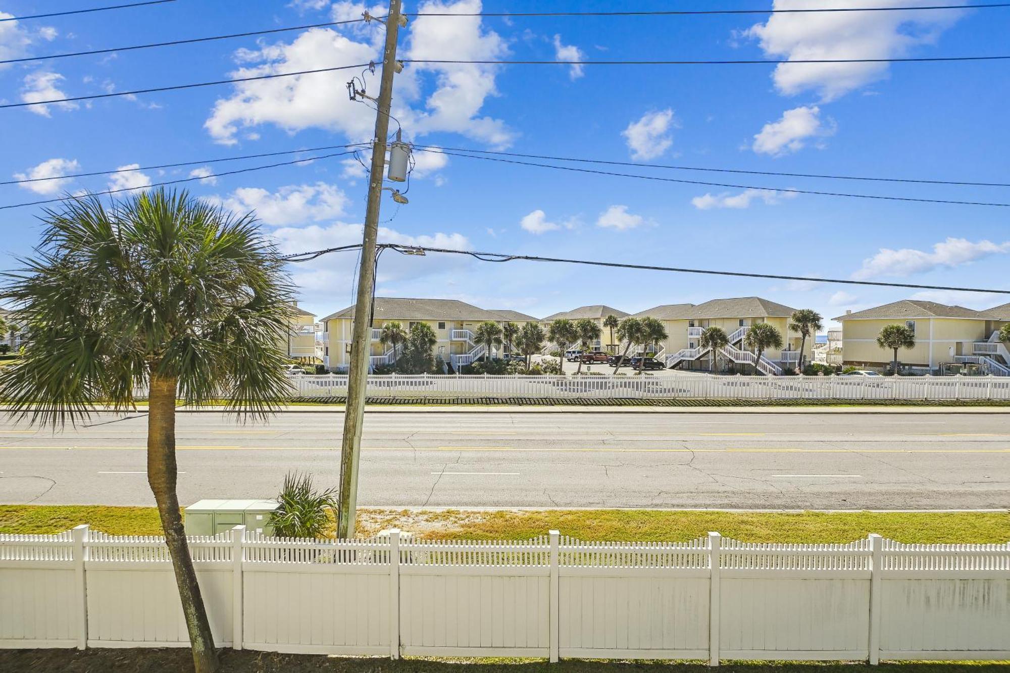 Apartment Sandpiper Cove 9210- By Isle
