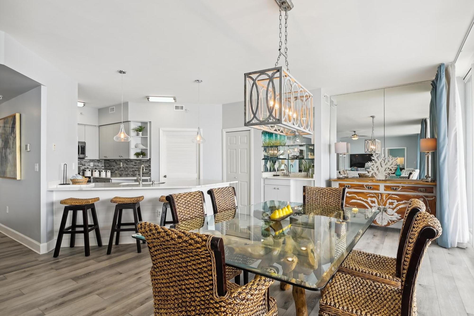 Apartment Oceania 503- By Isle