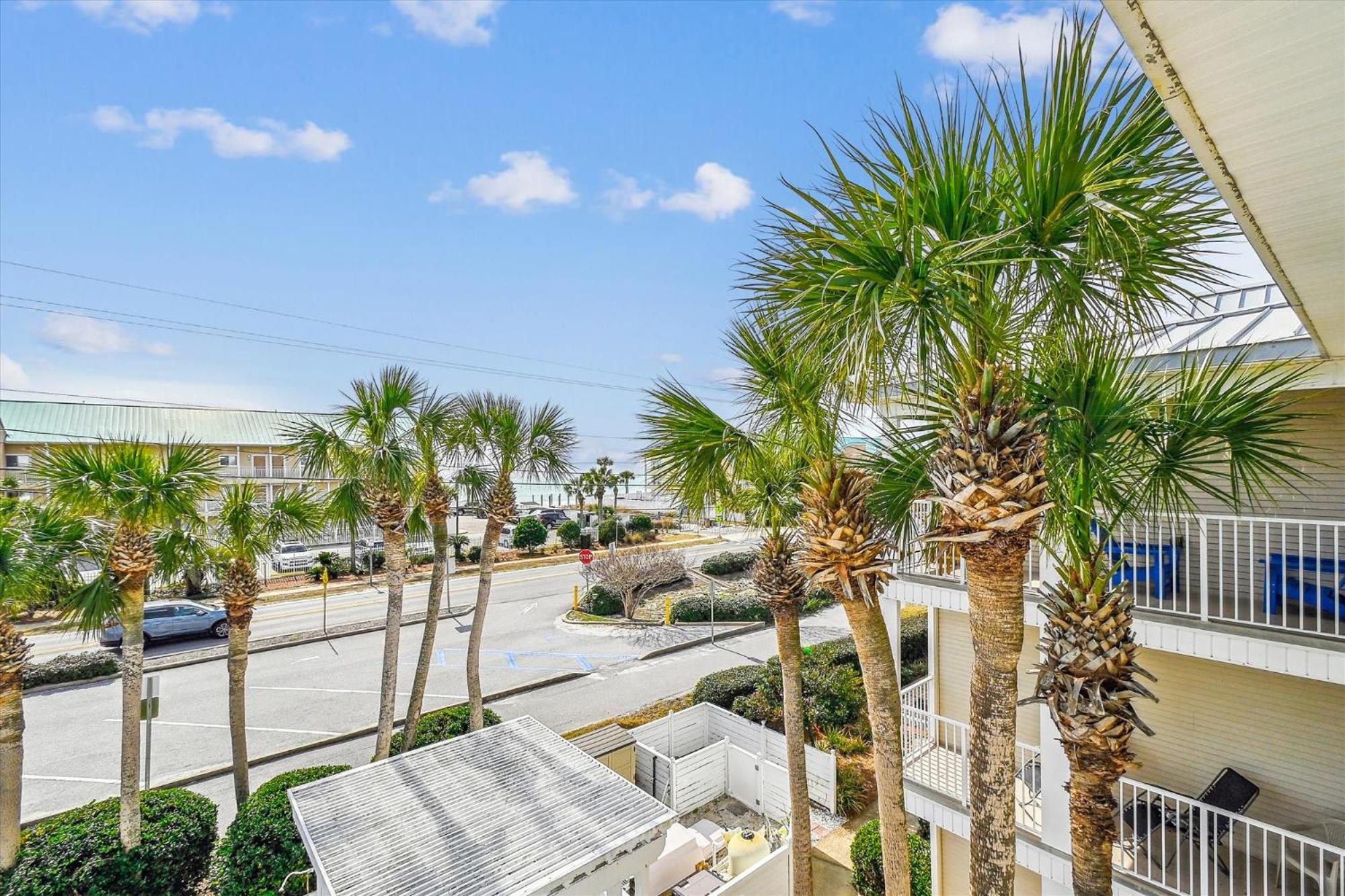 Apartment Grand Caribbean East 309- By Isle Destin