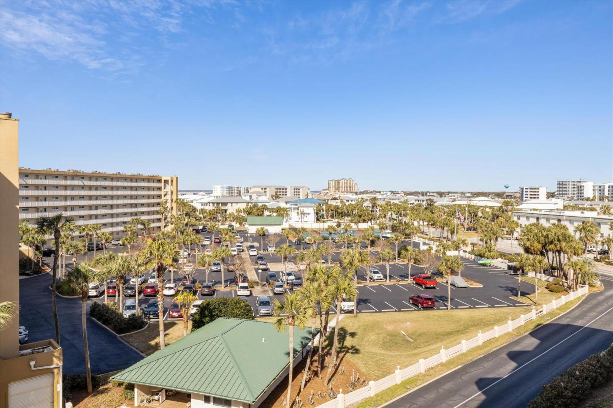 Apartment Inlet Reef 515- By Isle
