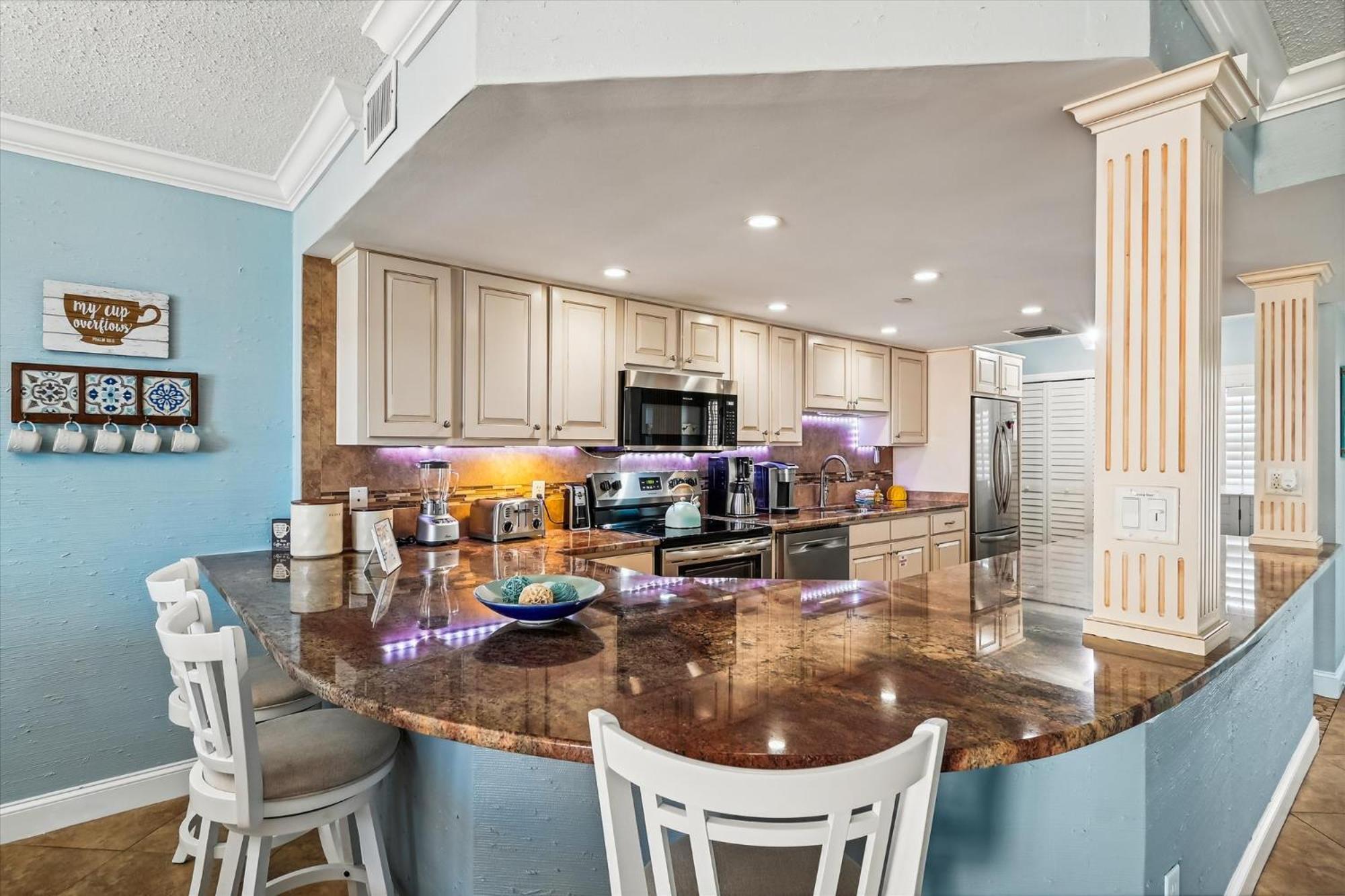 Inlet Reef 515- By Isle Apartment *