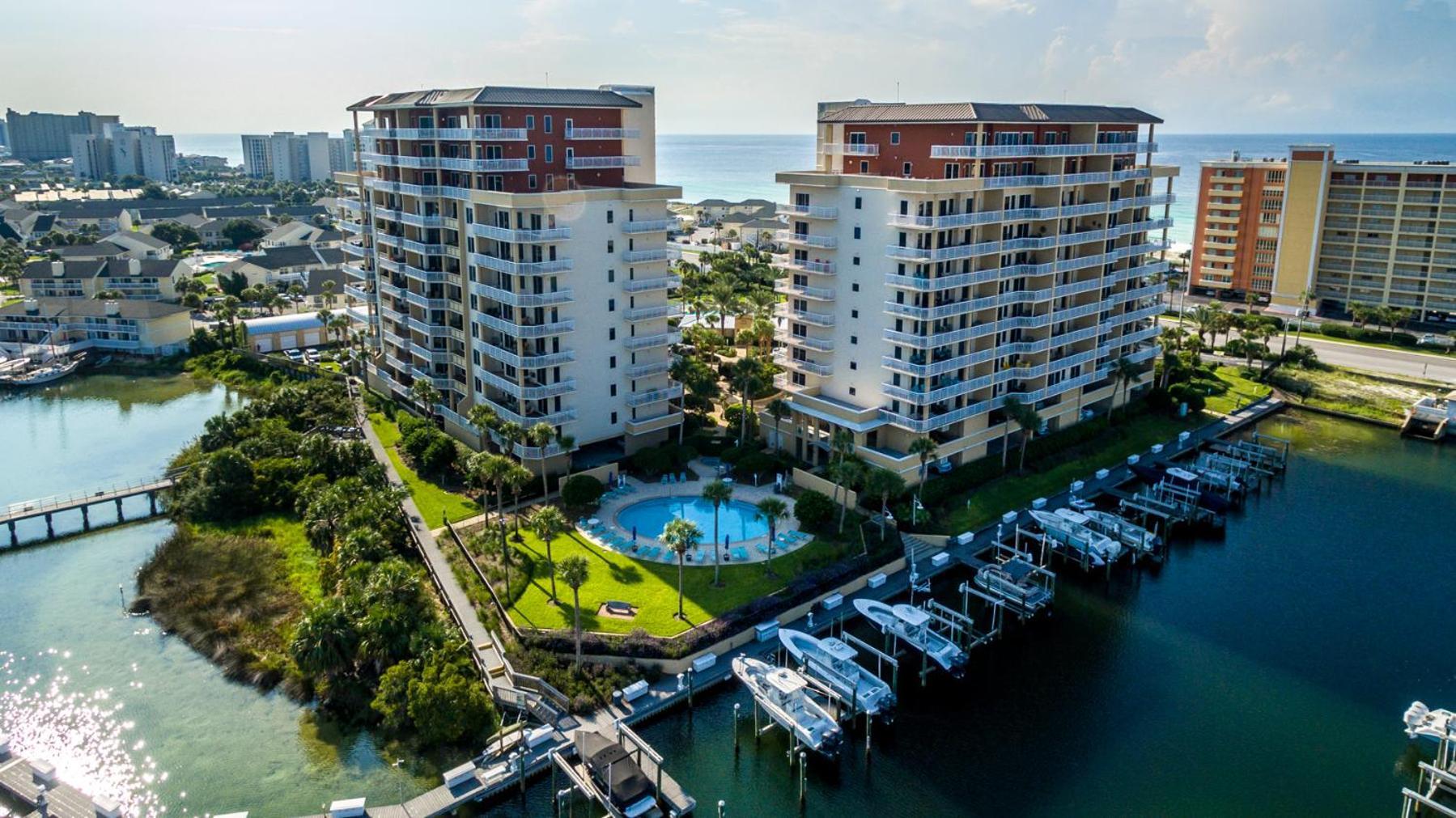 Harbor Landing 201a- By Isle Apartment *