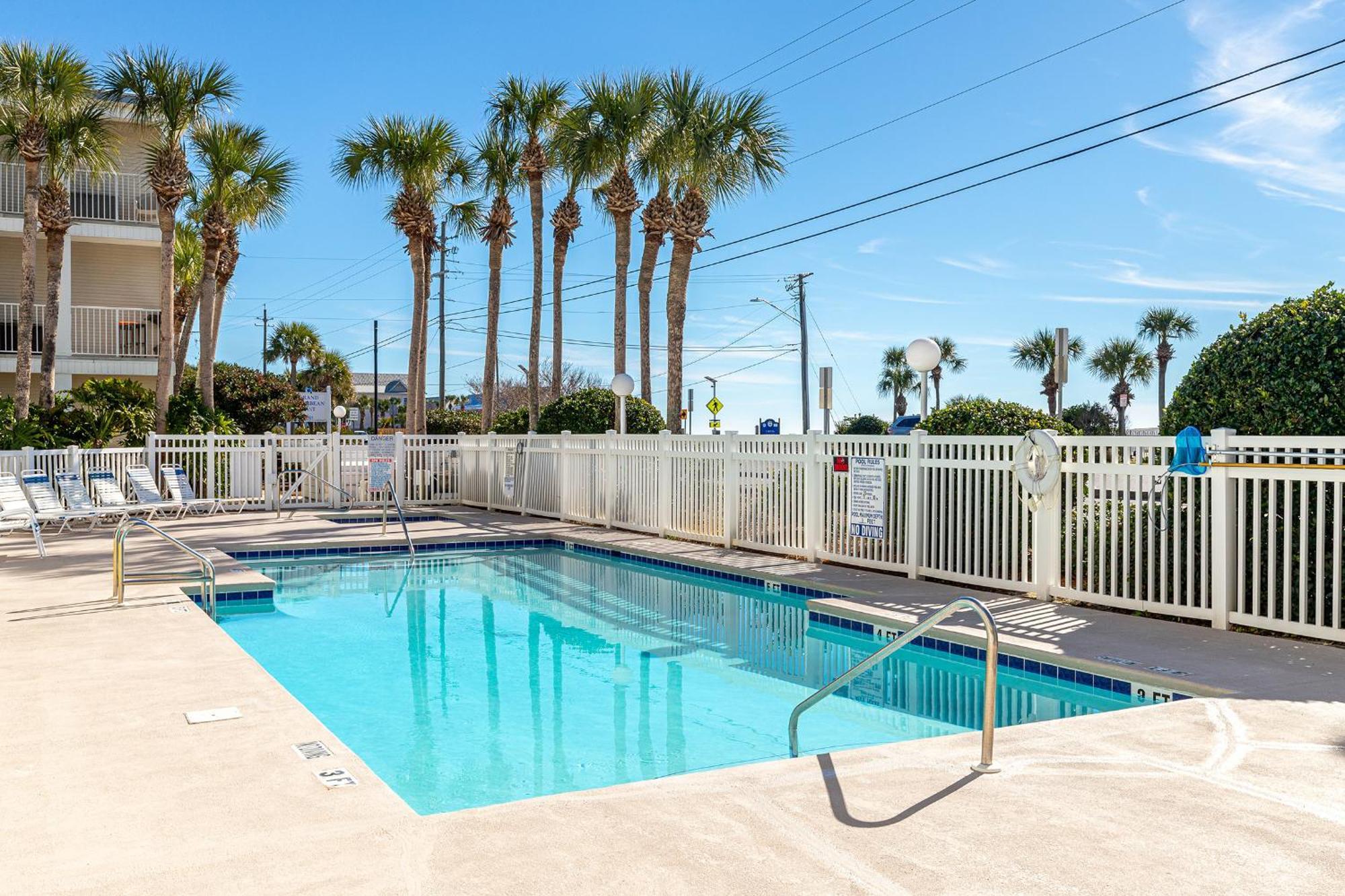 Apartment Grand Caribbean East 309- By Isle *