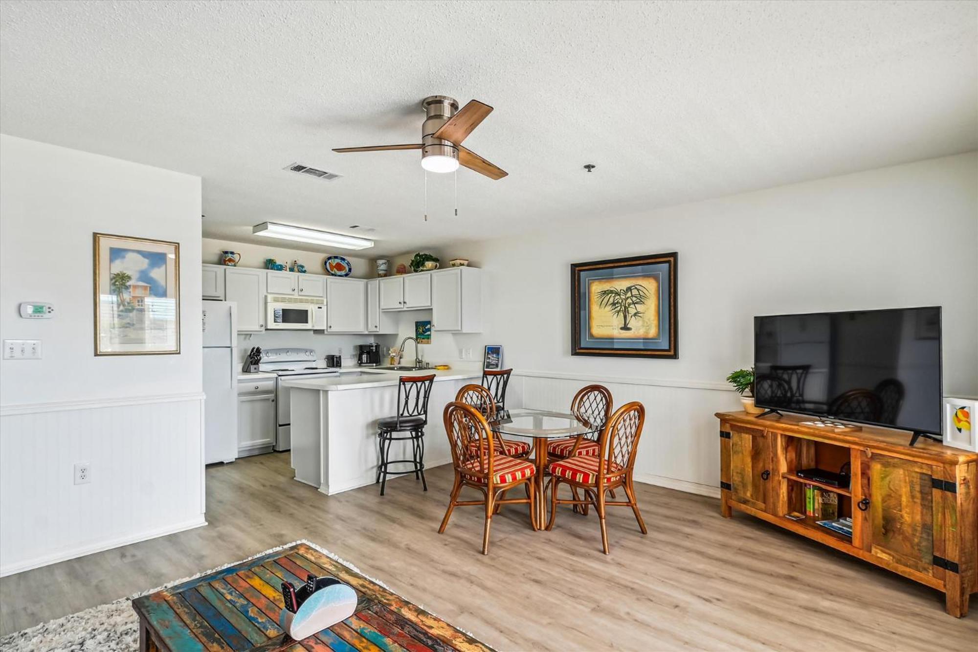 Grand Caribbean East 309- By Isle Apartment
