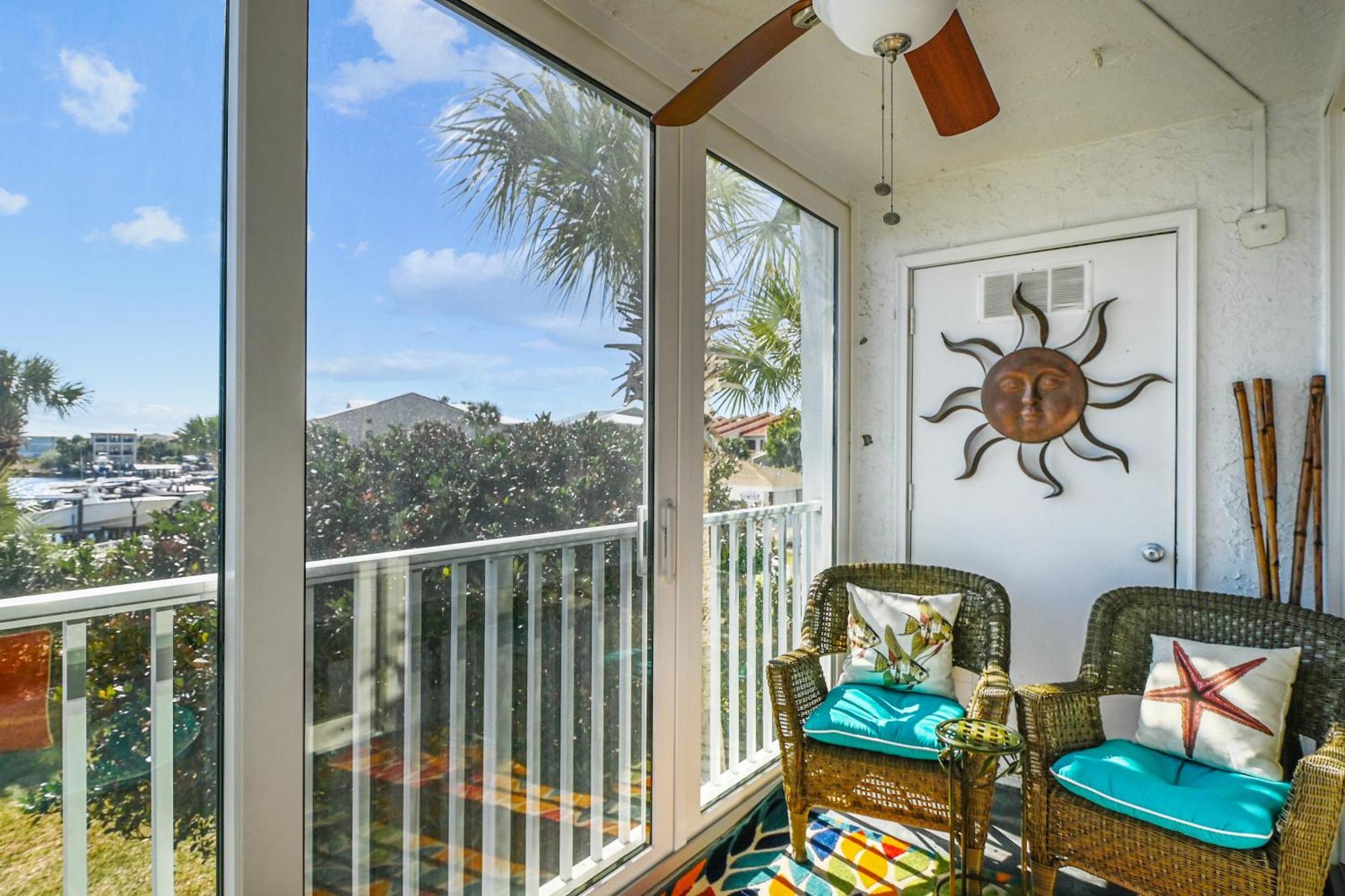 Dolphin Point 202c- By Isle *