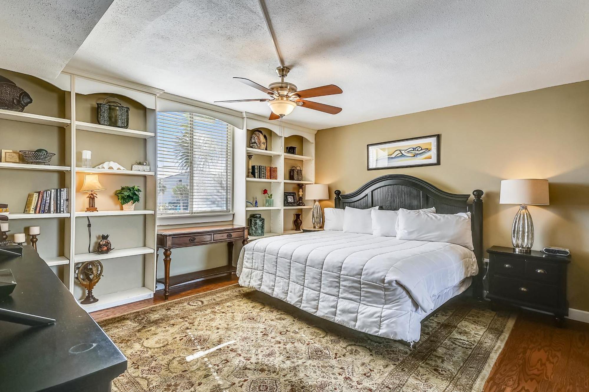 Apartment Dolphin Point 202c- By Isle Destin