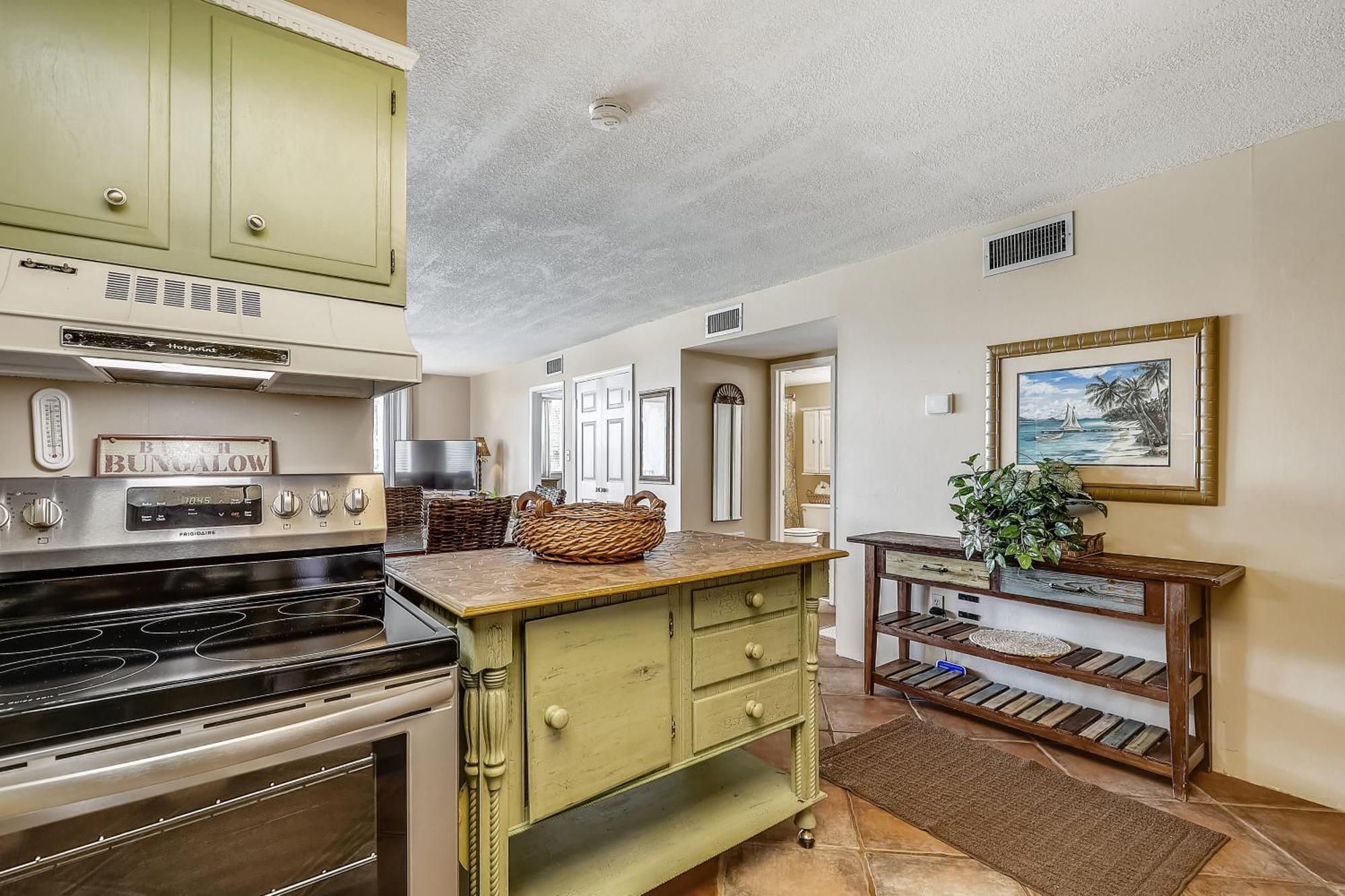 Dolphin Point 202a- By Isle Apartment Destin