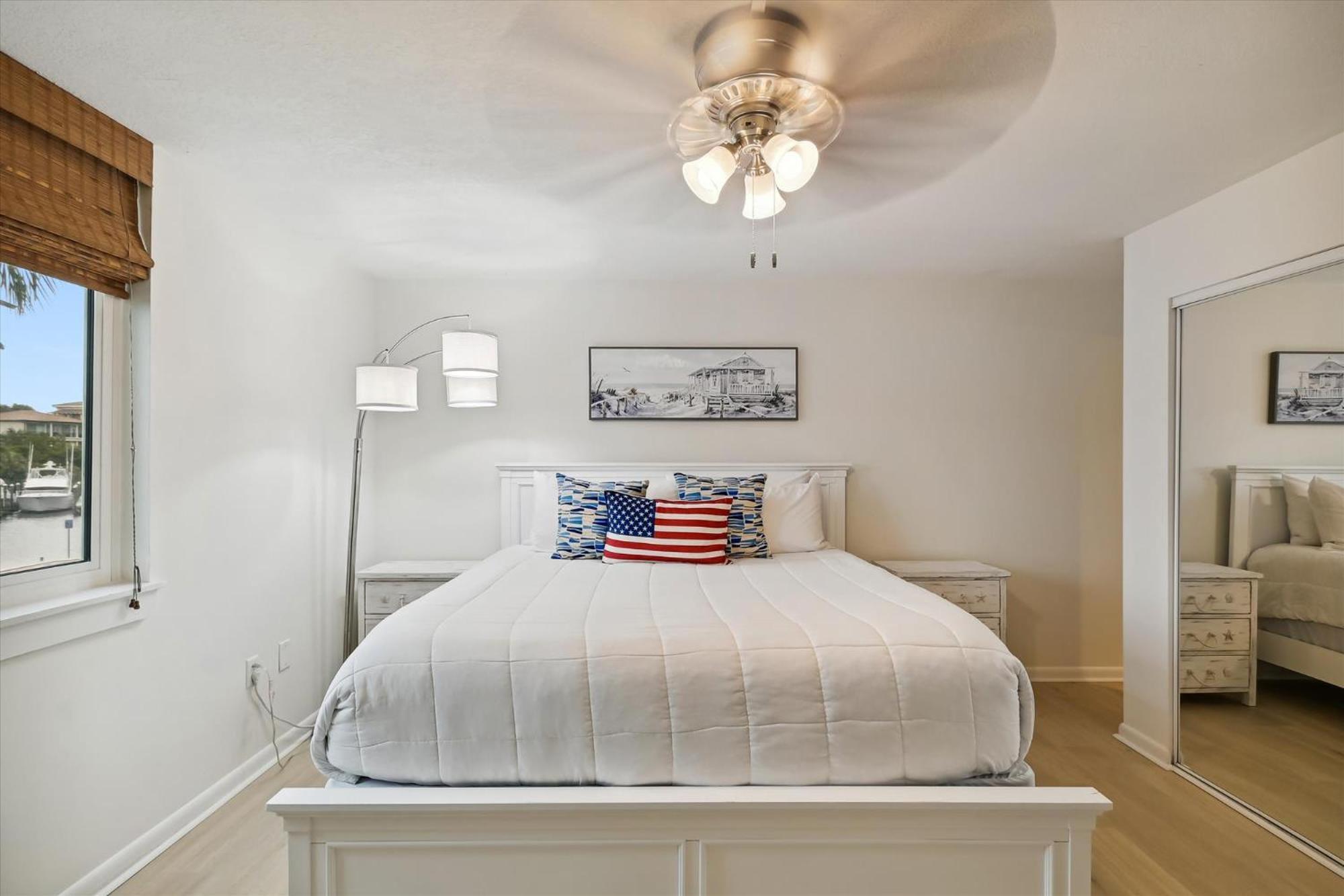 Dolphin Point 203c- By Isle Apartment