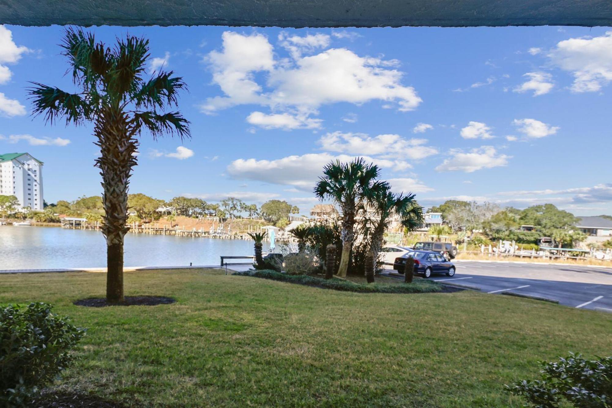 Apartment Dolphin Point 103b- By Isle *