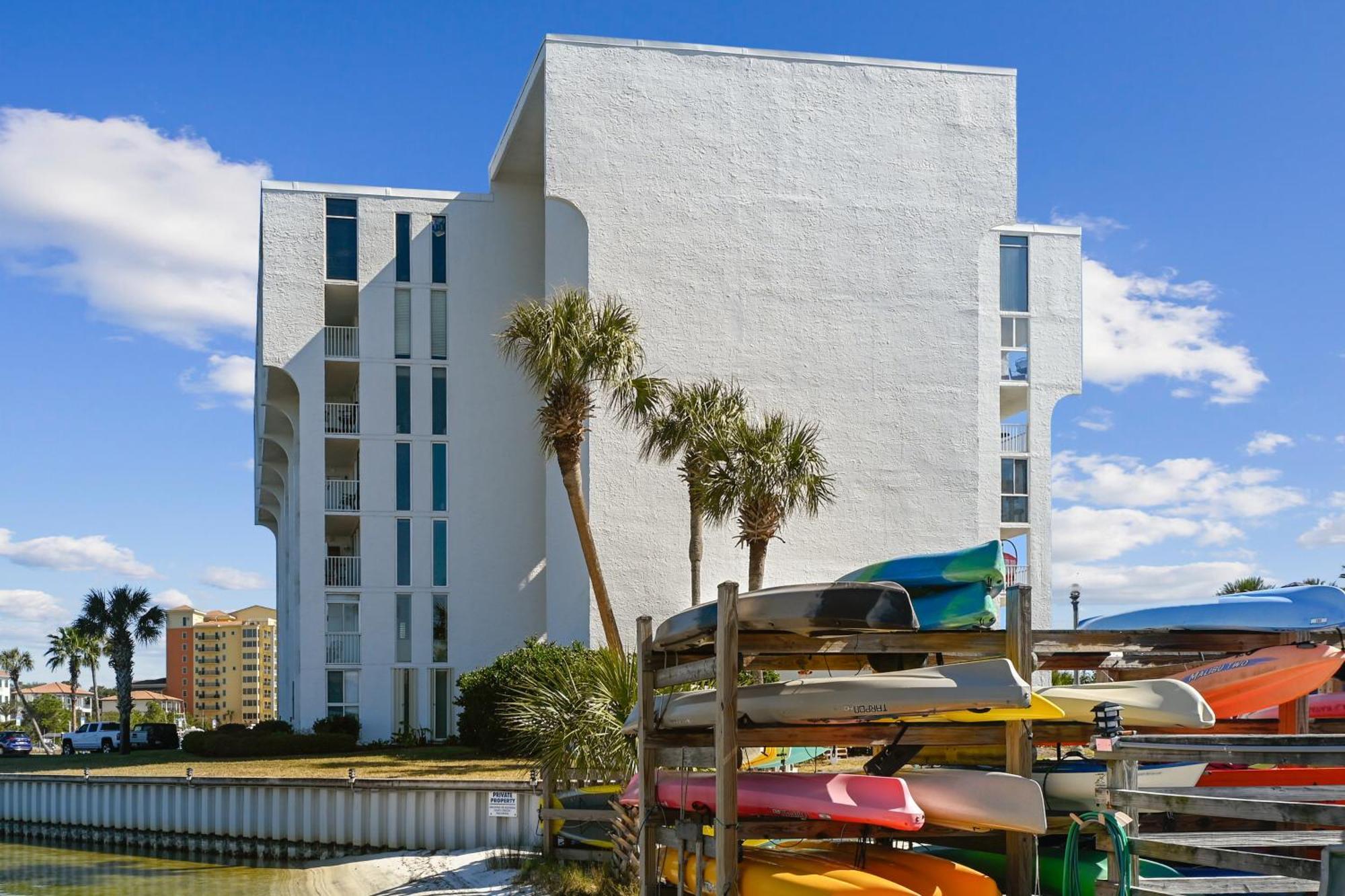 Apartment Dolphin Point 103b- By Isle Destin