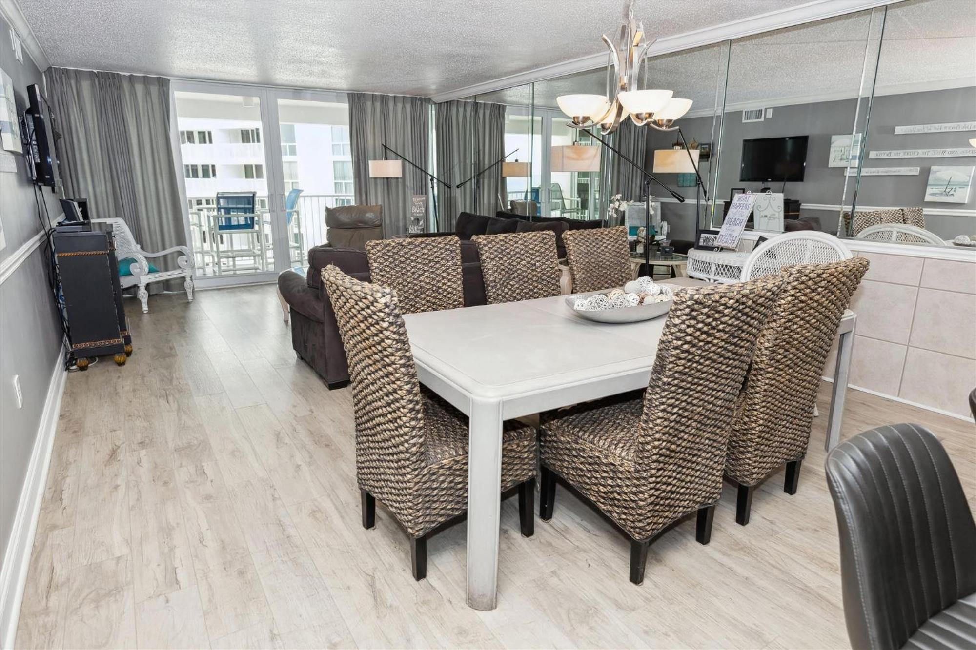 Shoreline Towers 1084- By Isle Apartment Destin