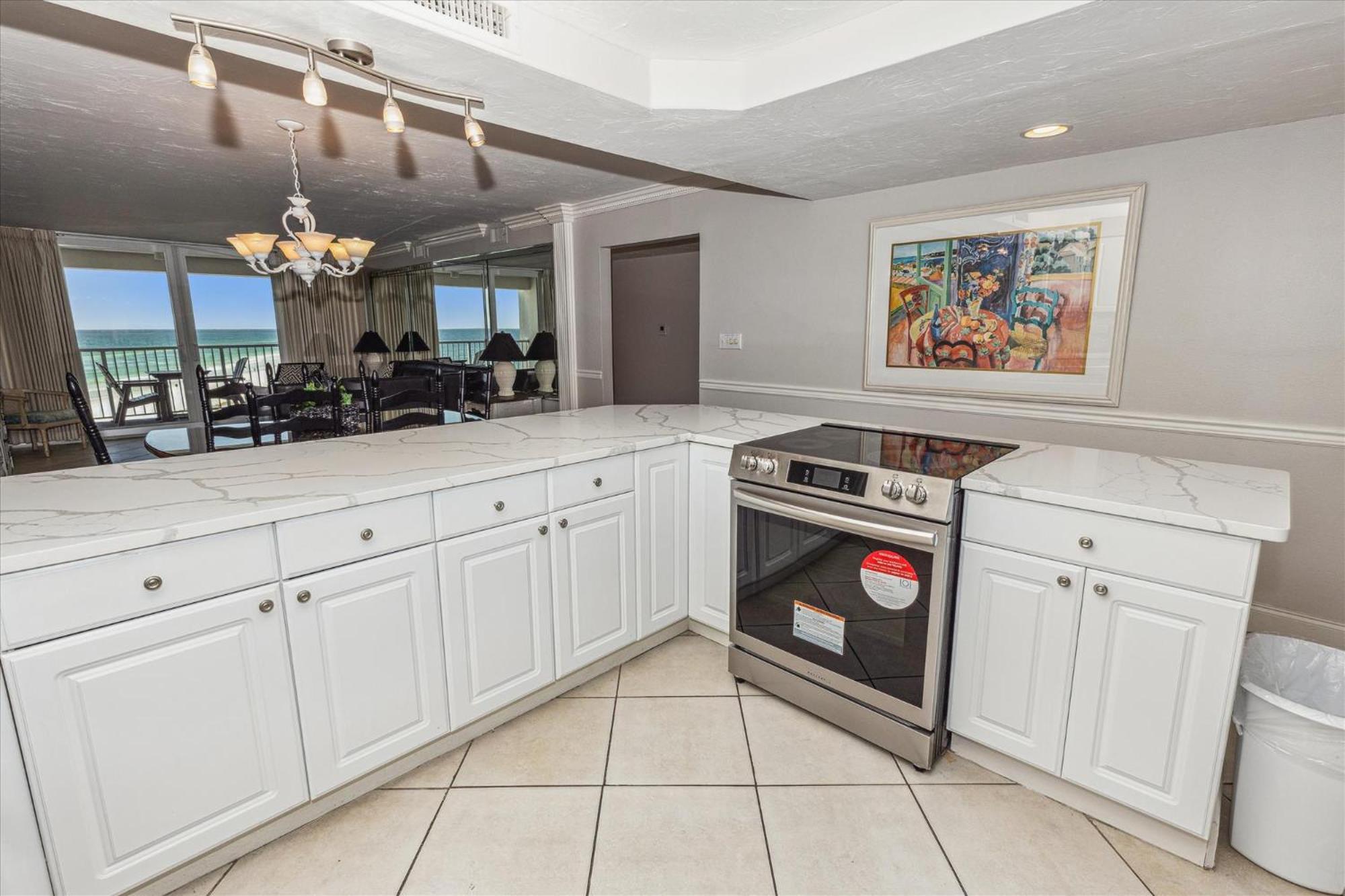 Shoreline Towers 1063- By Isle Apartment Destin