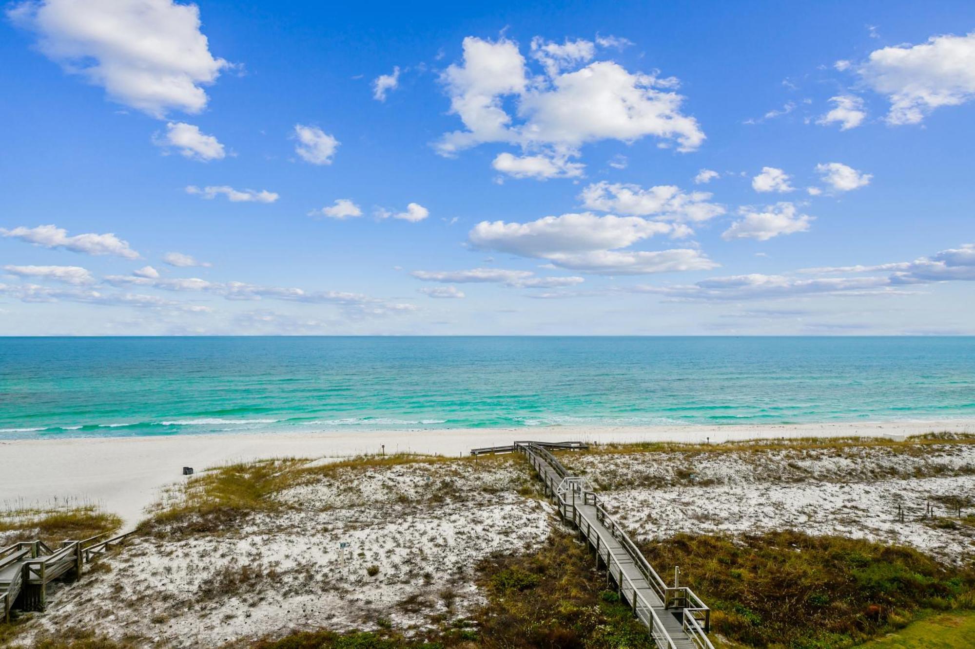 On The Gulf 603-by Isle Apartment Destin