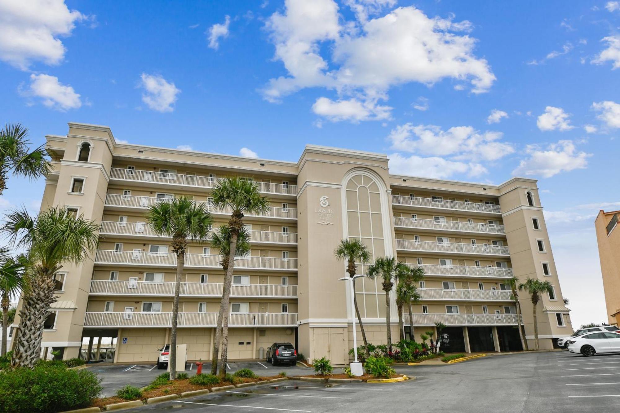 Apartment On The Gulf 407-by Isle Destin