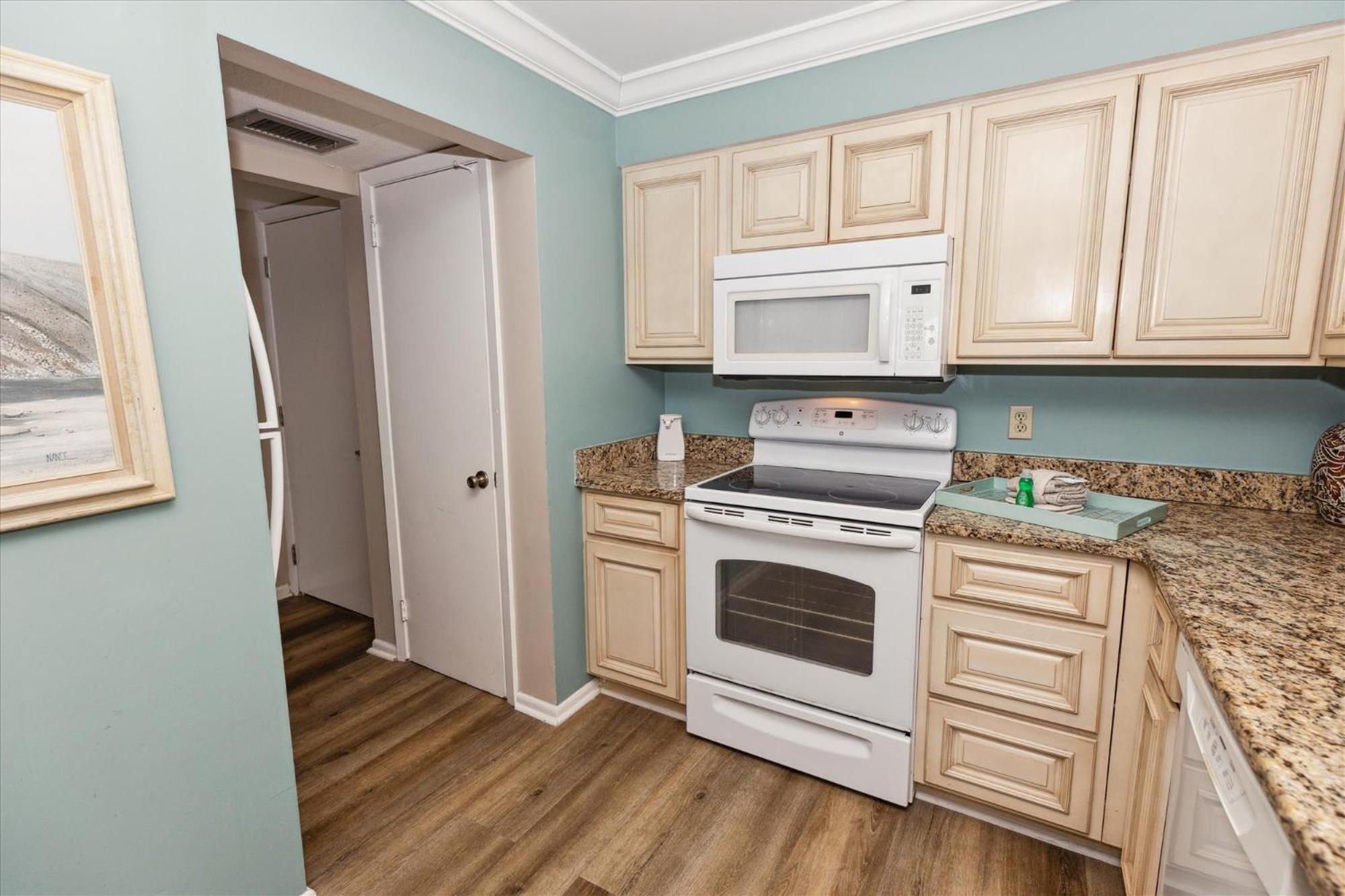 Apartment House 505b