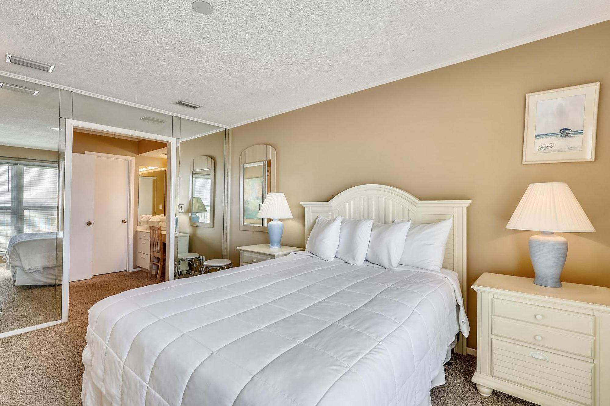 Apartment Sandpiper Cove 2133- By Isle