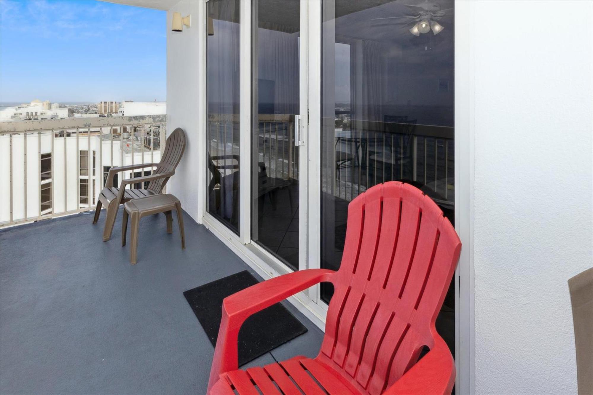 Pelican 1811- By Isle Apartment *
